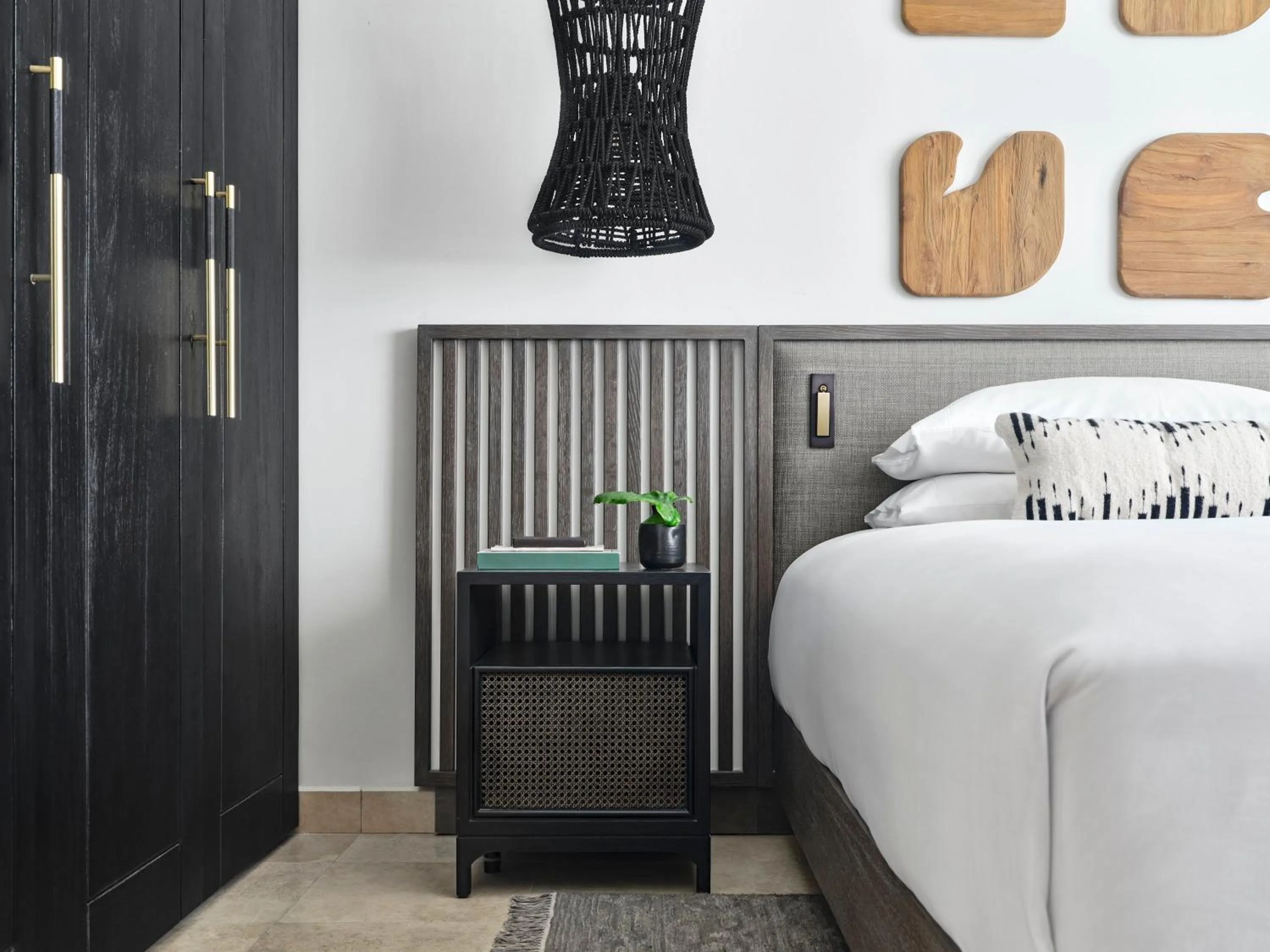 Photo of the whole room, Bed in Kimpton - Grand Roatan Resort and Spa