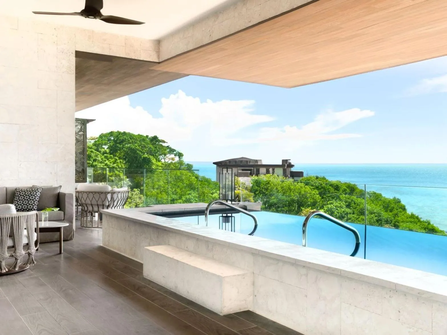 Property building in Kimpton - Grand Roatan Resort and Spa