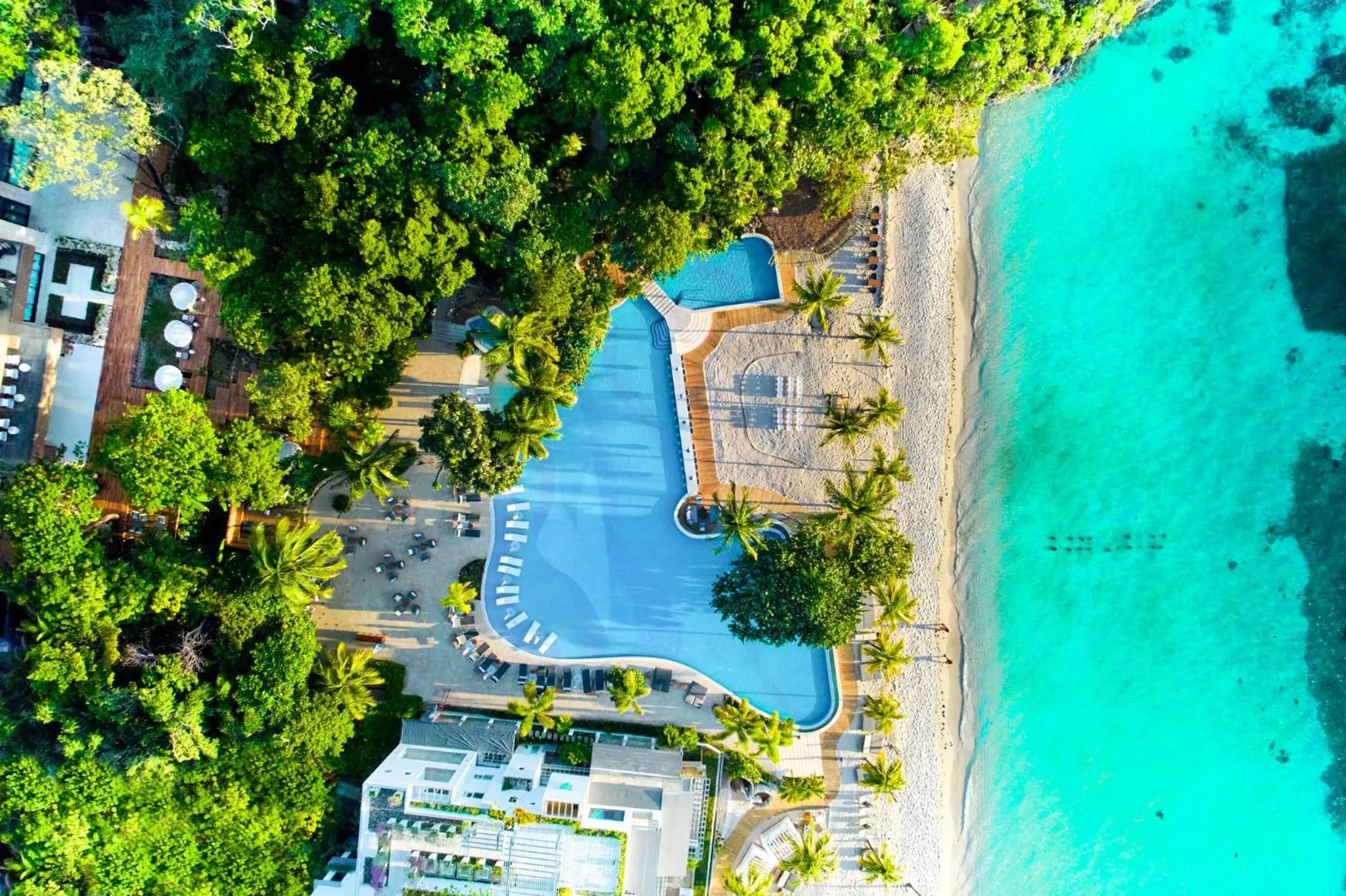 Swimming pool in Kimpton - Grand Roatan Resort and Spa