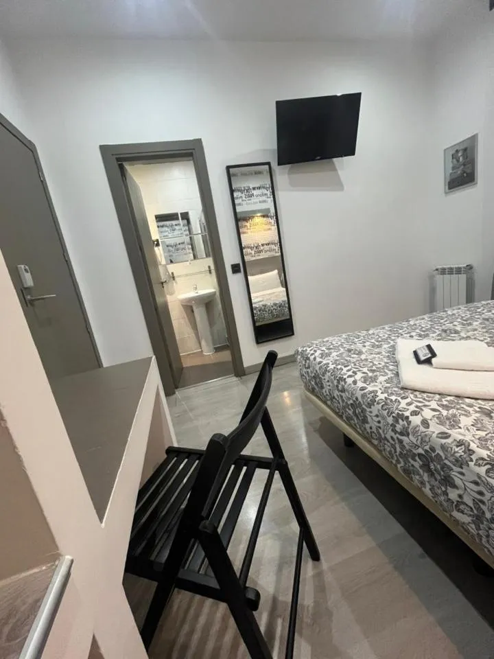 Bed in Fuencarral Rooms