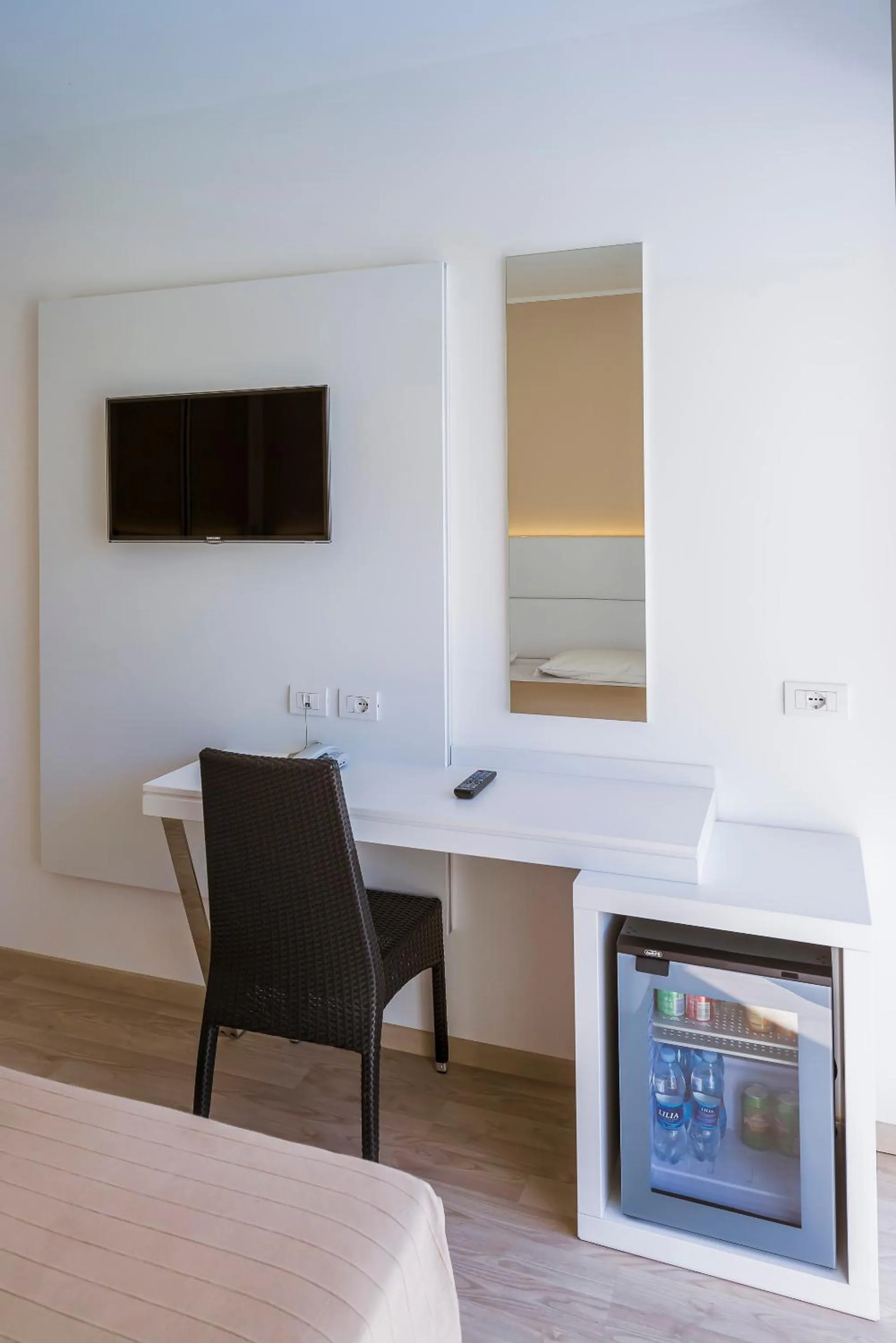 TV and multimedia in Hotel Villa Katy