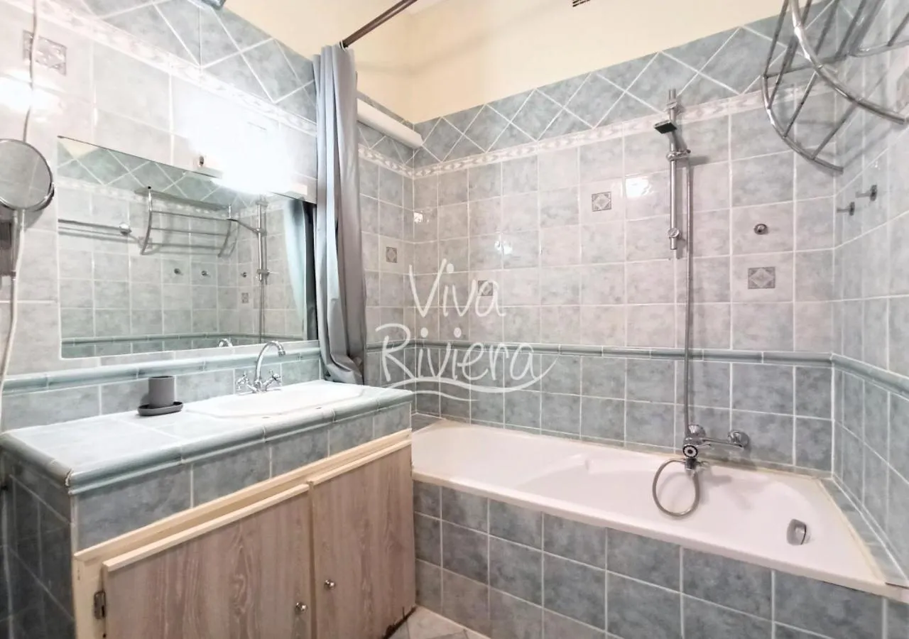 Bathroom in Viva Riviera 5 Rue Florian