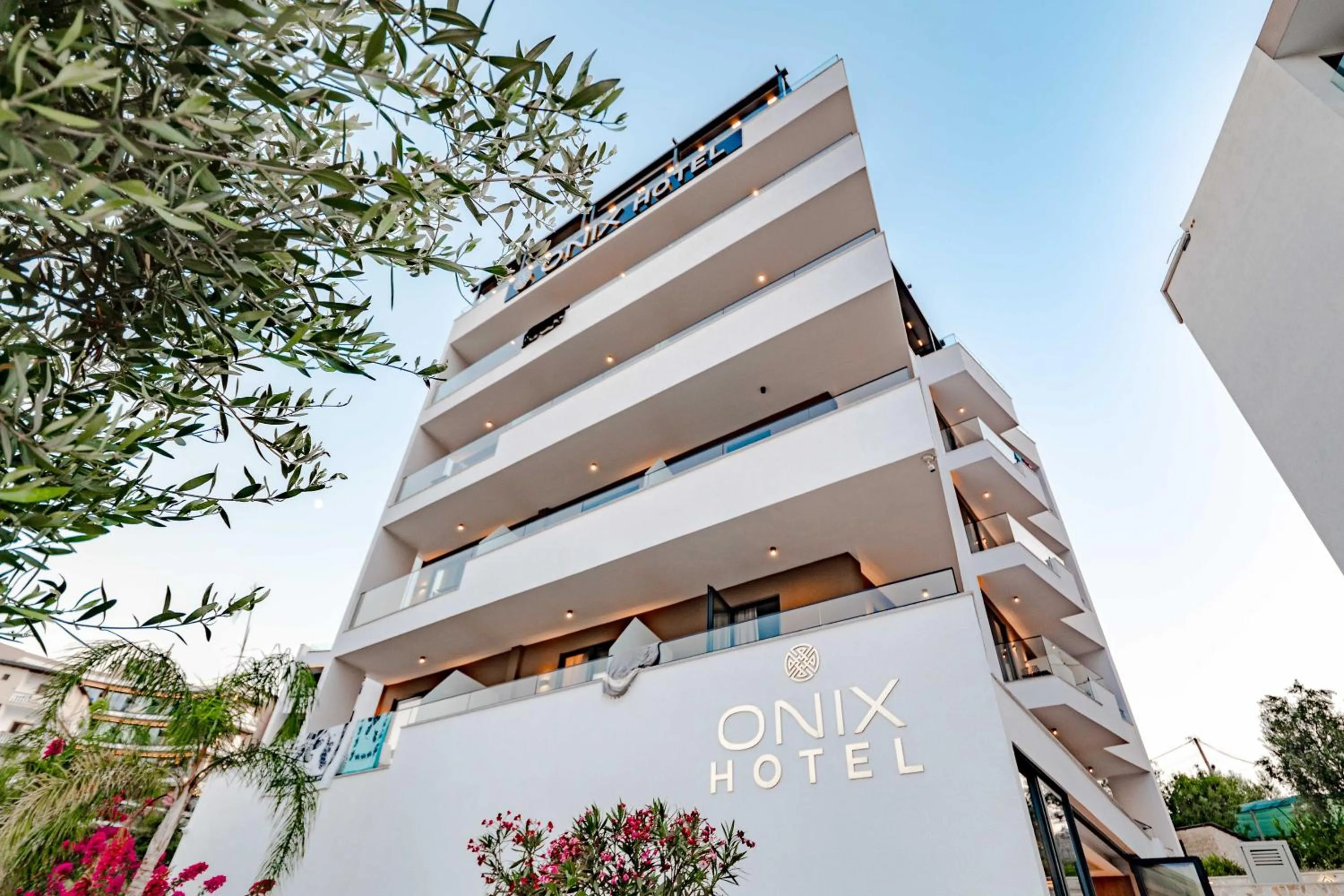 Property building in Hotel Boutique Onix