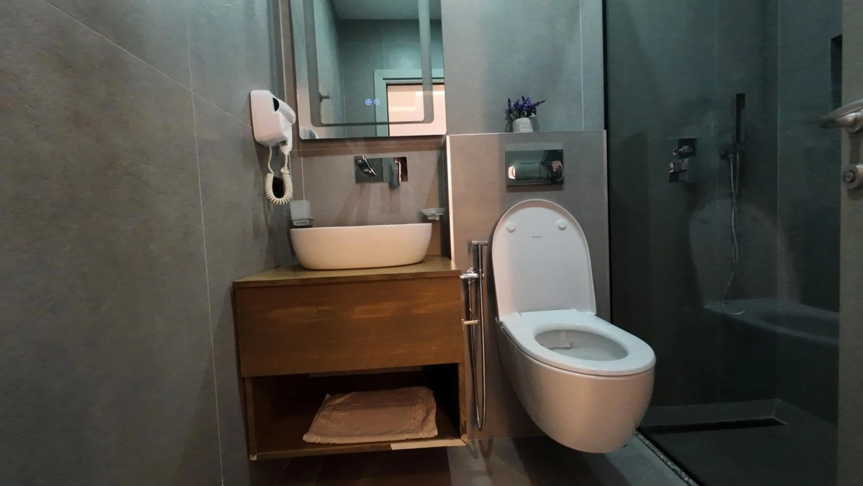 Shower in Hotel Boutique Onix