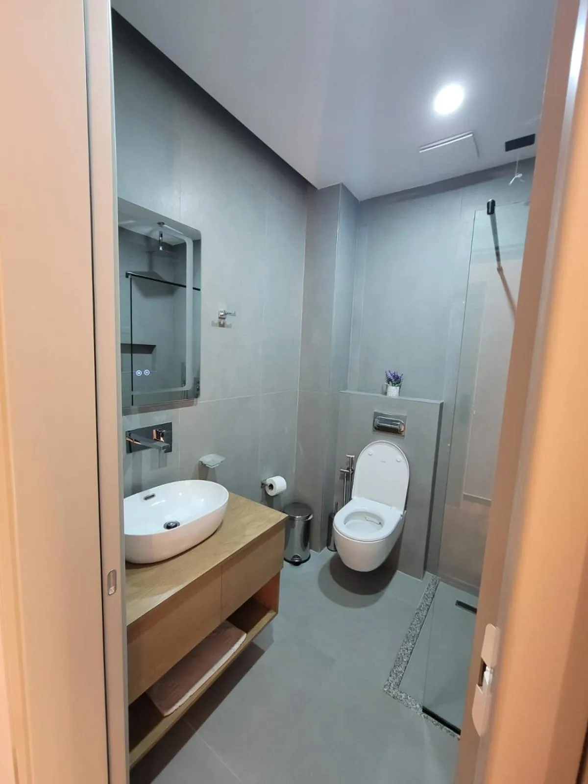 Shower in Hotel Boutique Onix