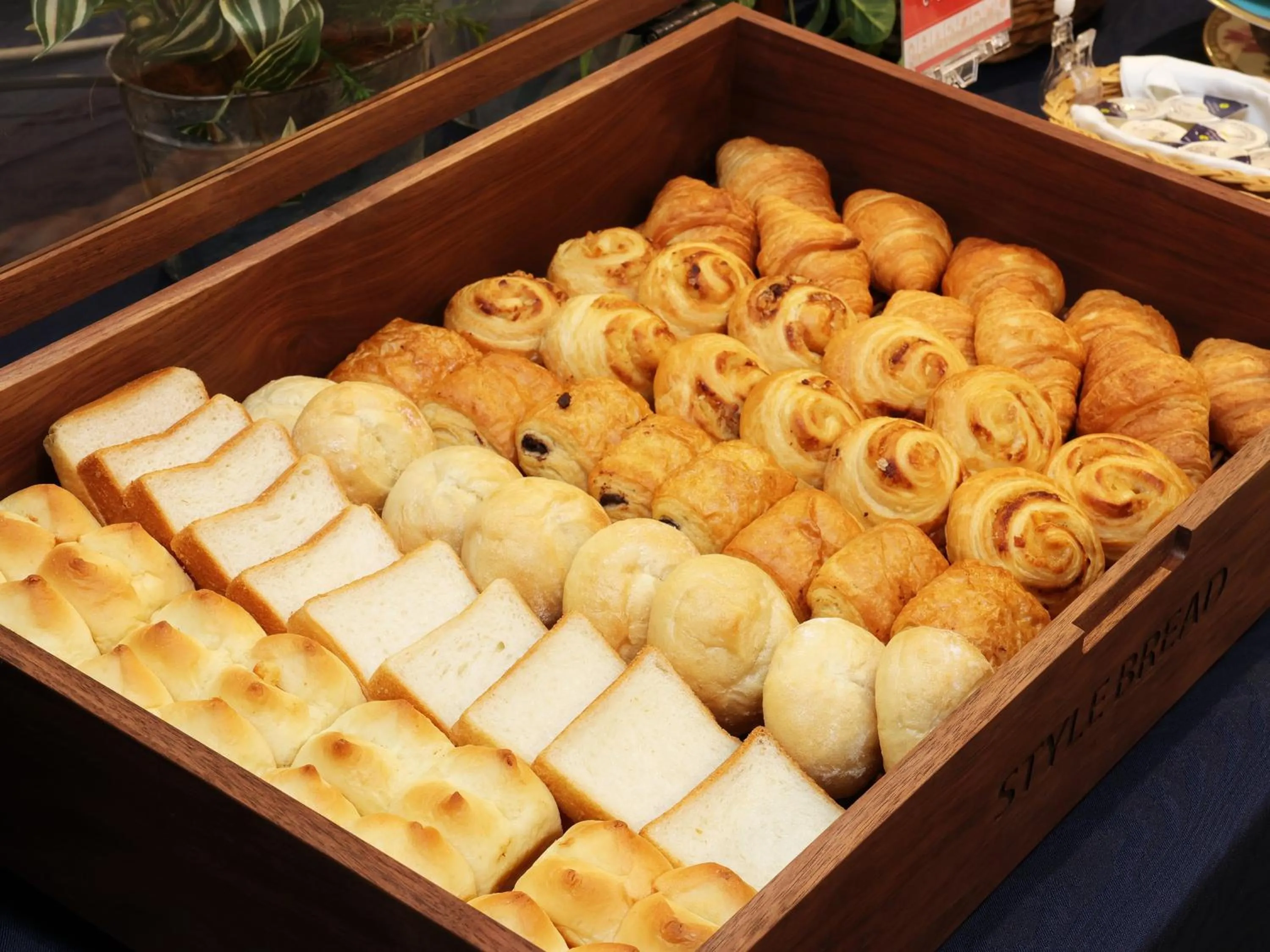 Restaurant/places to eat in Hotel Hiroshima Sunplaza