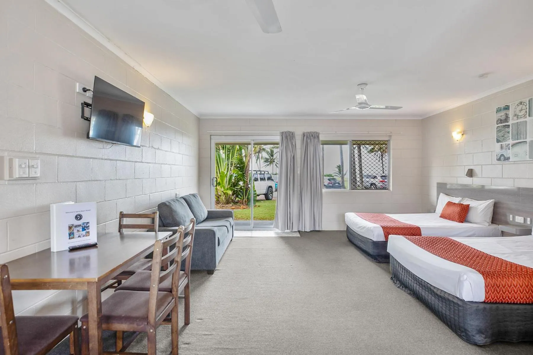 Bed in Sarina Beach Motel