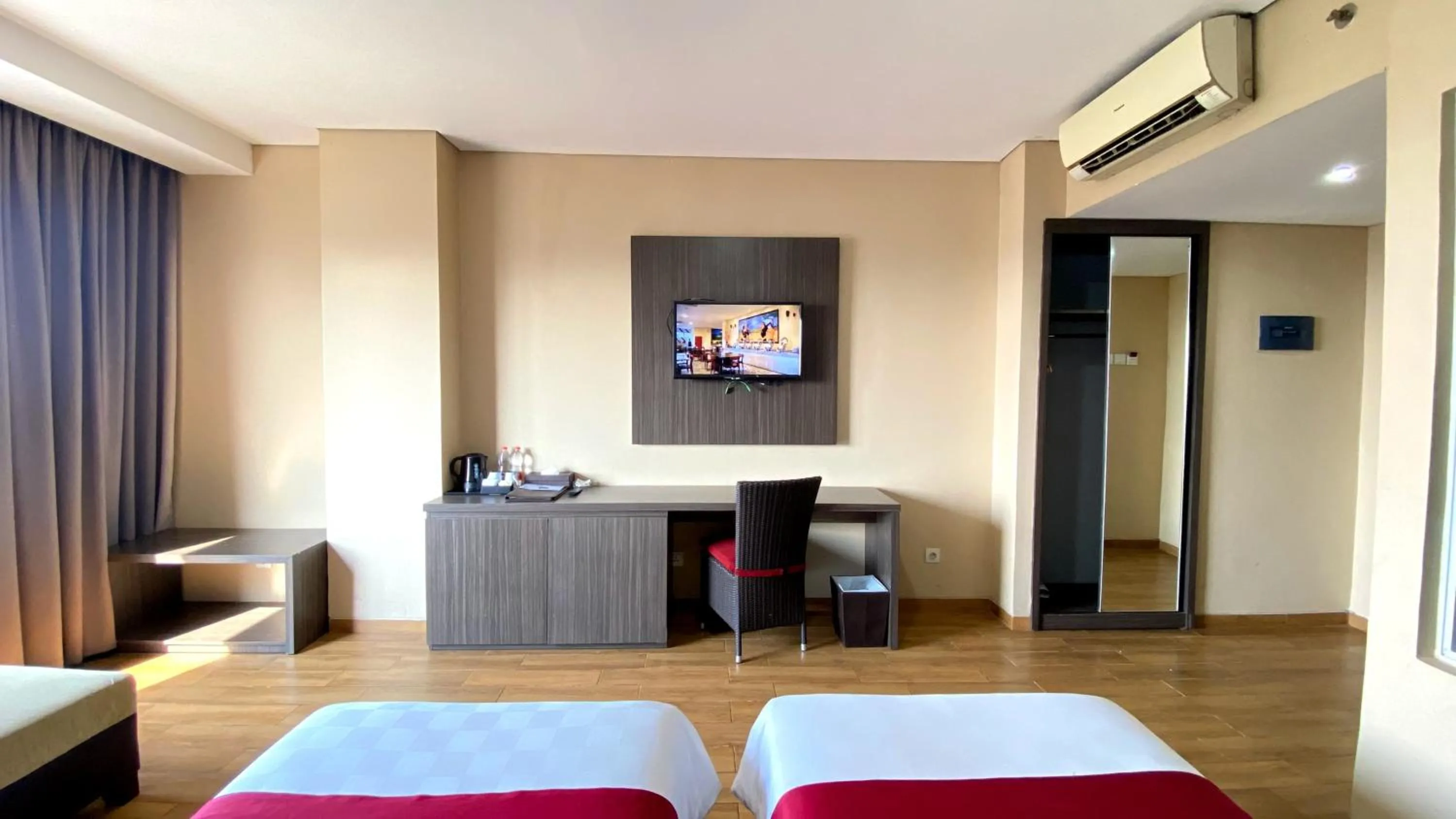 Bed in Merapi Merbabu Hotels Bekasi