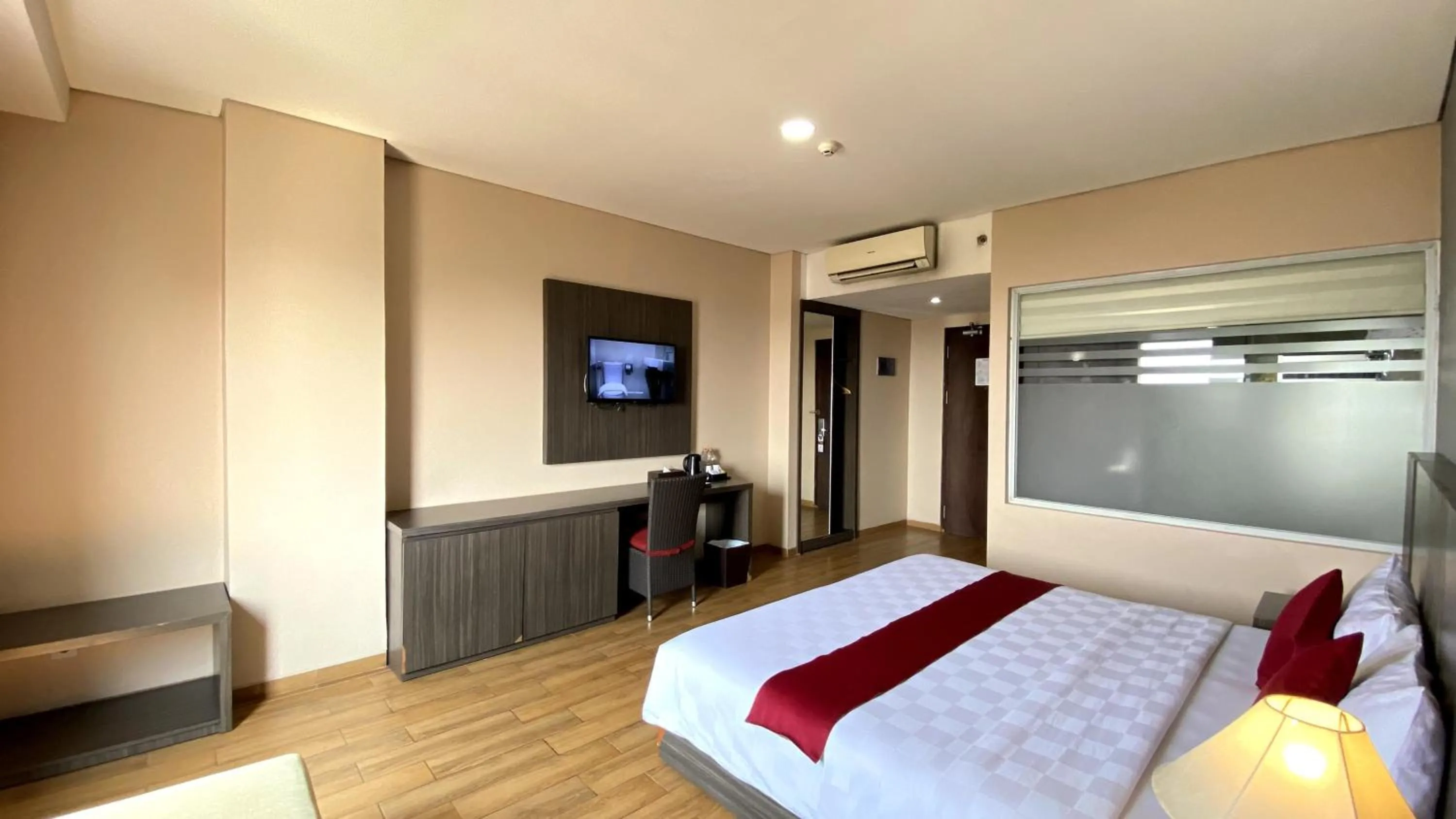 Bed in Merapi Merbabu Hotels Bekasi