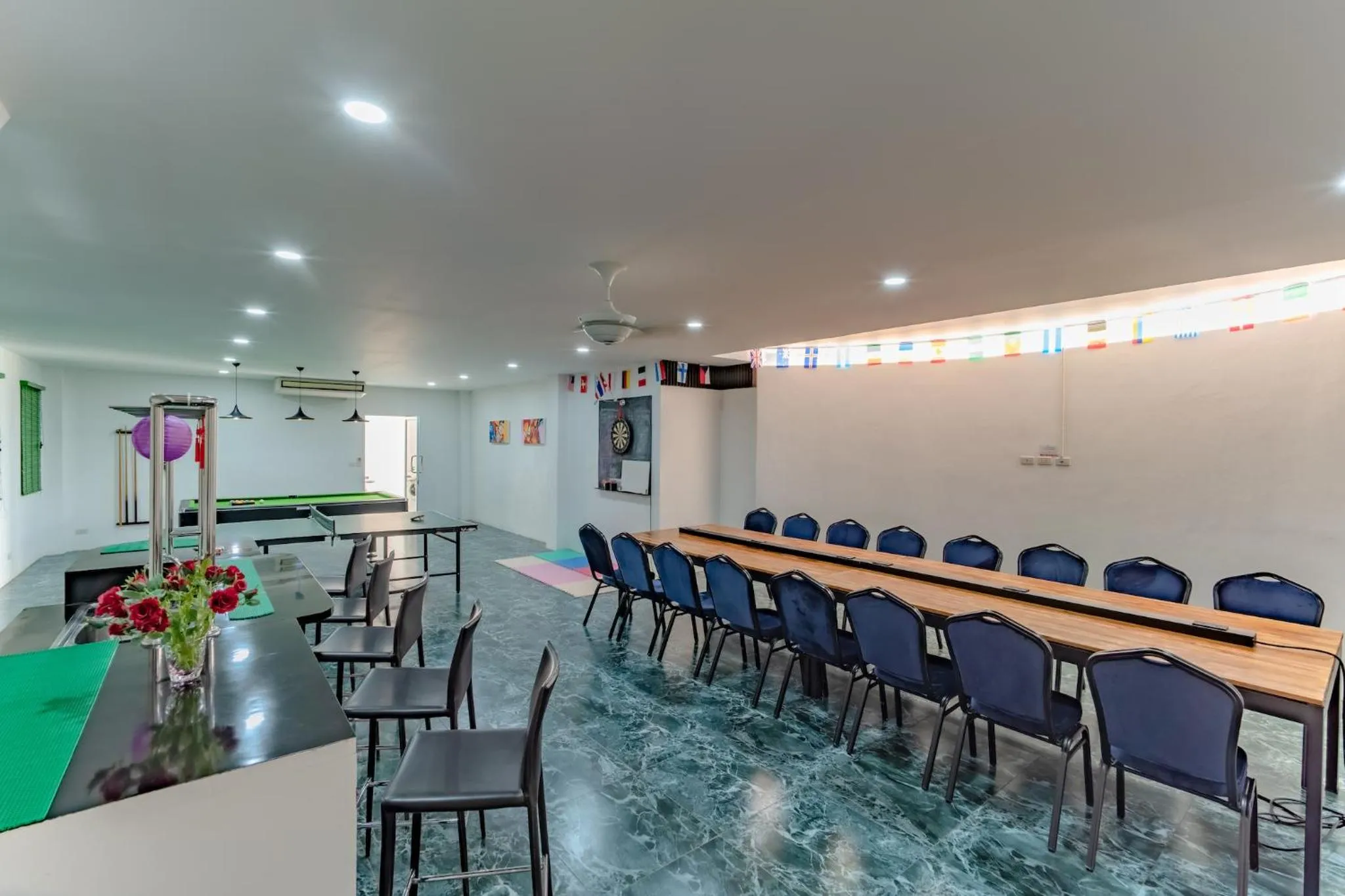 Living room in Chalong - 10 BR Private Pool Villa - Villa Nap Dau - Phuket