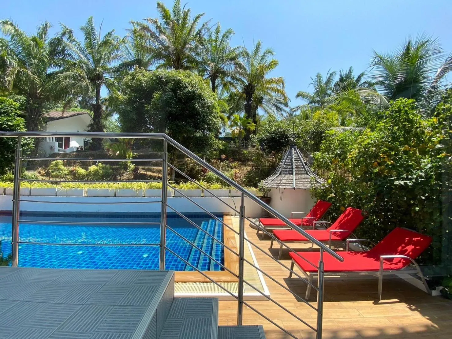 Patio in Chalong - 10 BR Private Pool Villa - Villa Nap Dau - Phuket