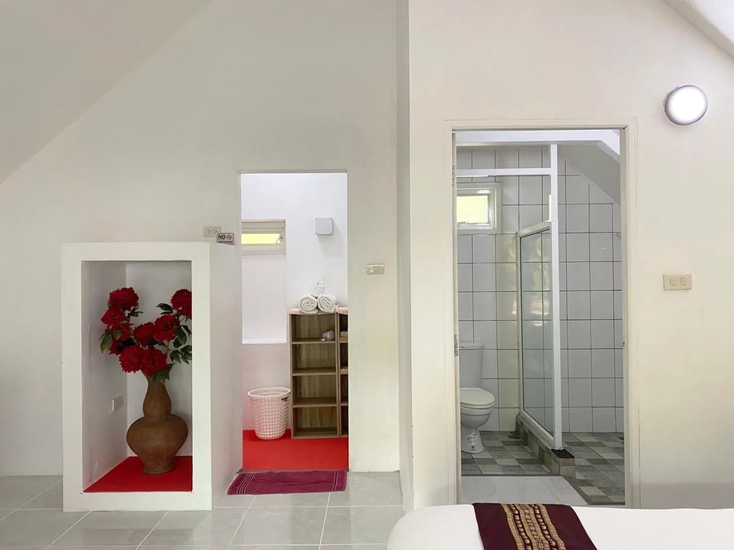 Shower in Chalong - 10 BR Private Pool Villa - Villa Nap Dau - Phuket