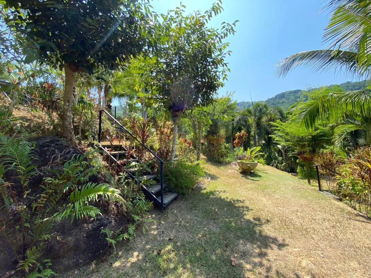 Day in Chalong - 10 BR Private Pool Villa - Villa Nap Dau - Phuket