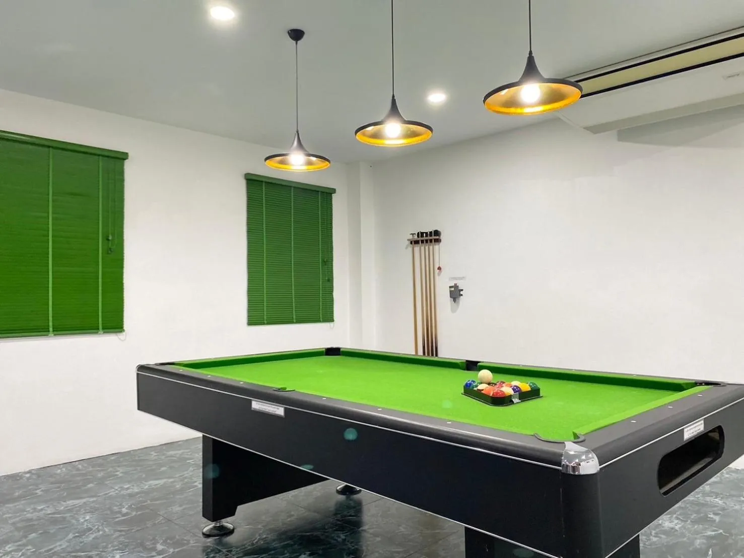 Billiard in Chalong - 10 BR Private Pool Villa - Villa Nap Dau - Phuket