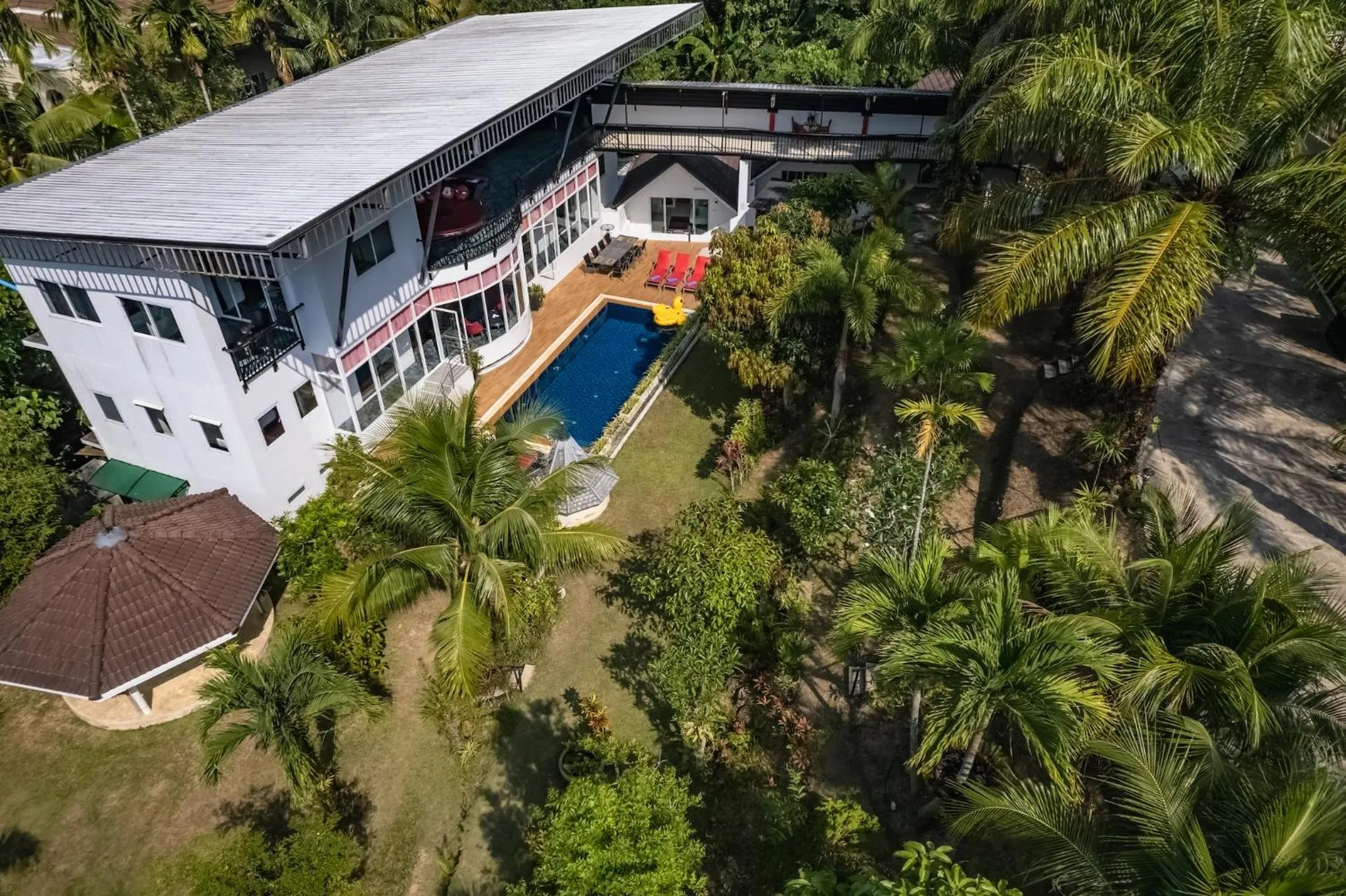Property building in Chalong - 10 BR Private Pool Villa - Villa Nap Dau - Phuket