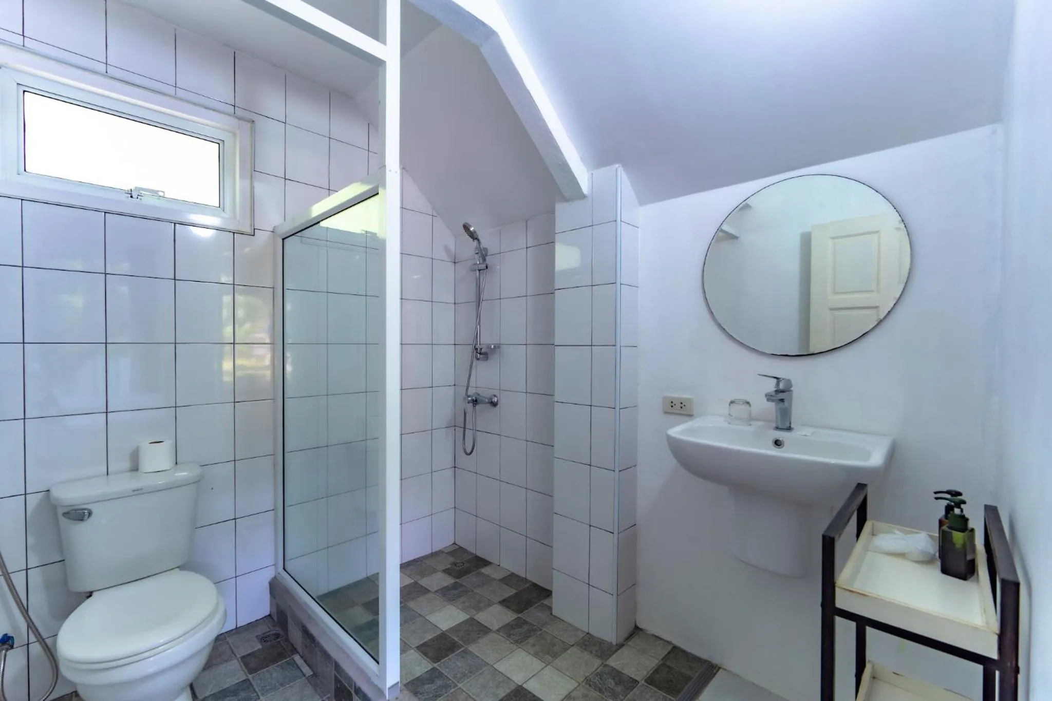 Shower in Chalong - 10 BR Private Pool Villa - Villa Nap Dau - Phuket