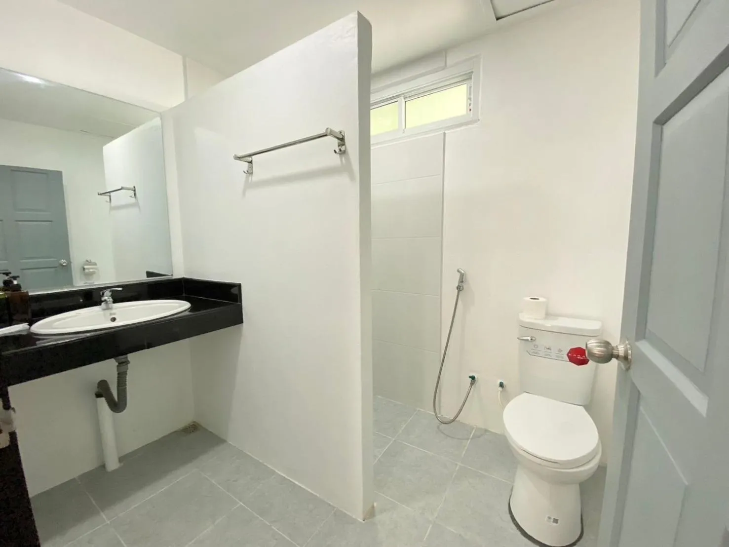 Shower in Chalong - 10 BR Private Pool Villa - Villa Nap Dau - Phuket