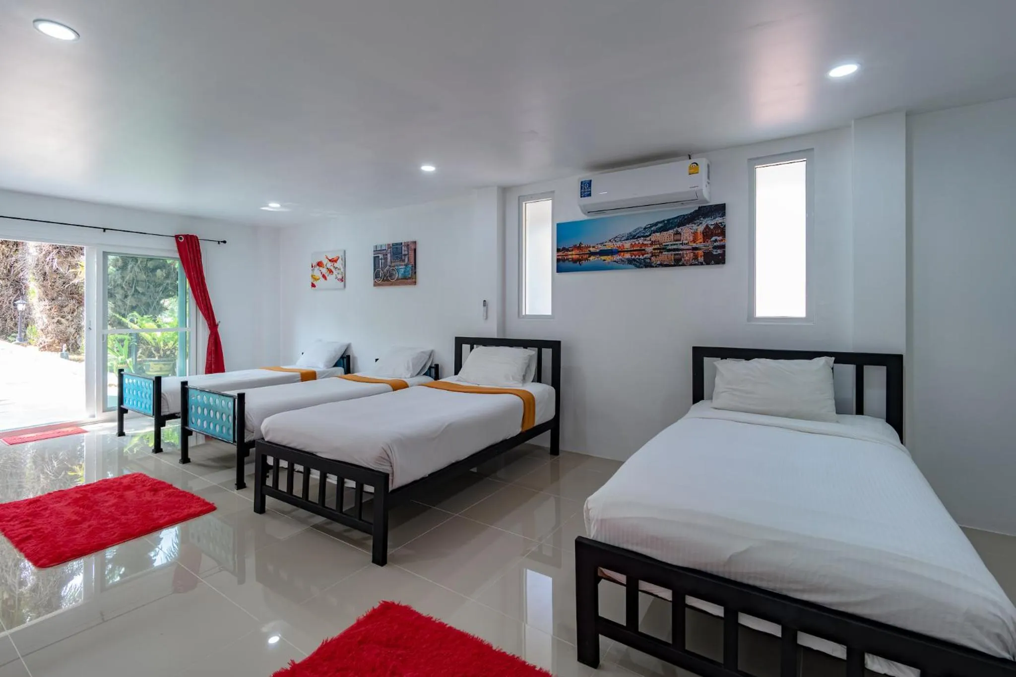 Bed in Chalong - 10 BR Private Pool Villa - Villa Nap Dau - Phuket