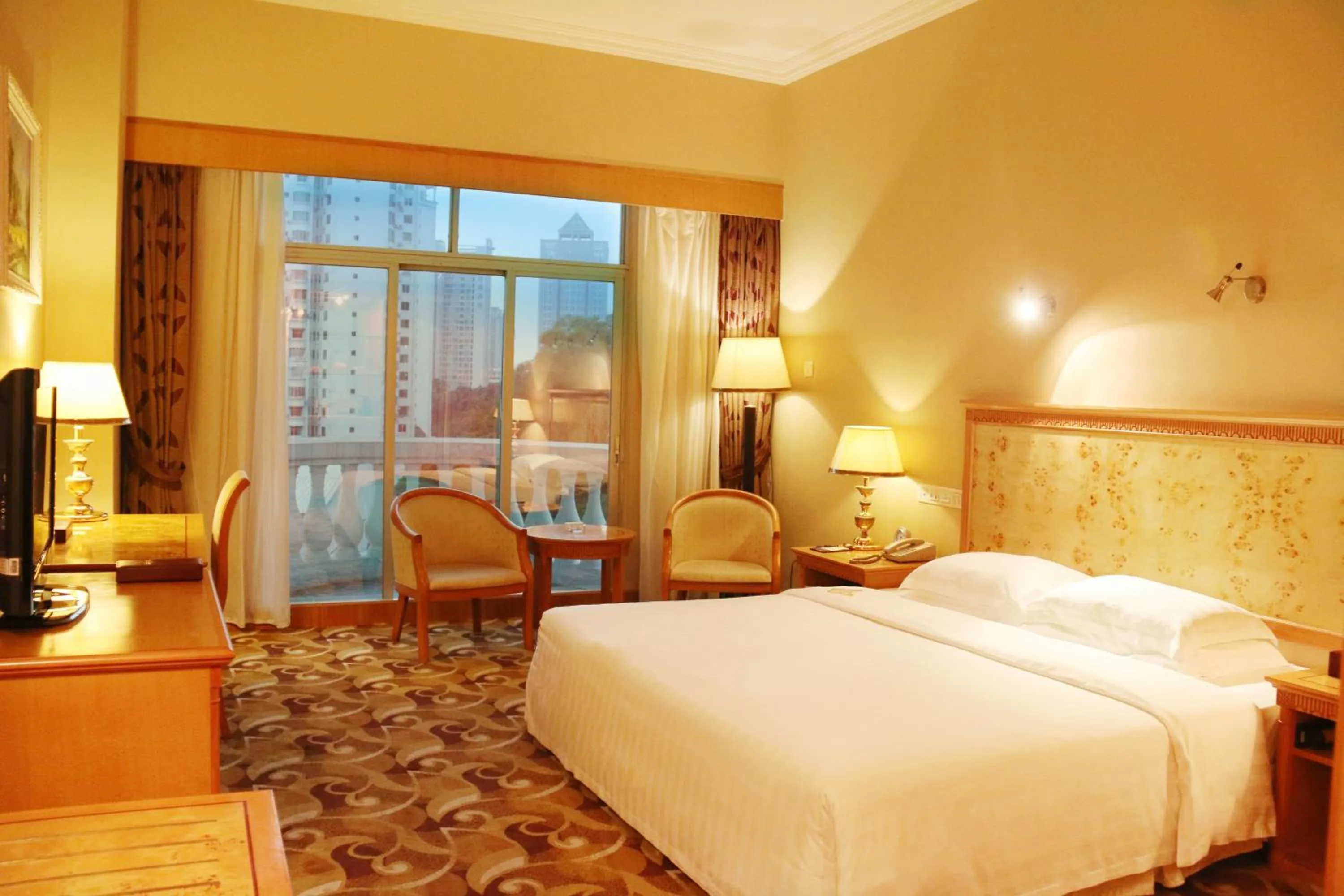 Photo of the whole room in Zhuhai Dehan Hotel