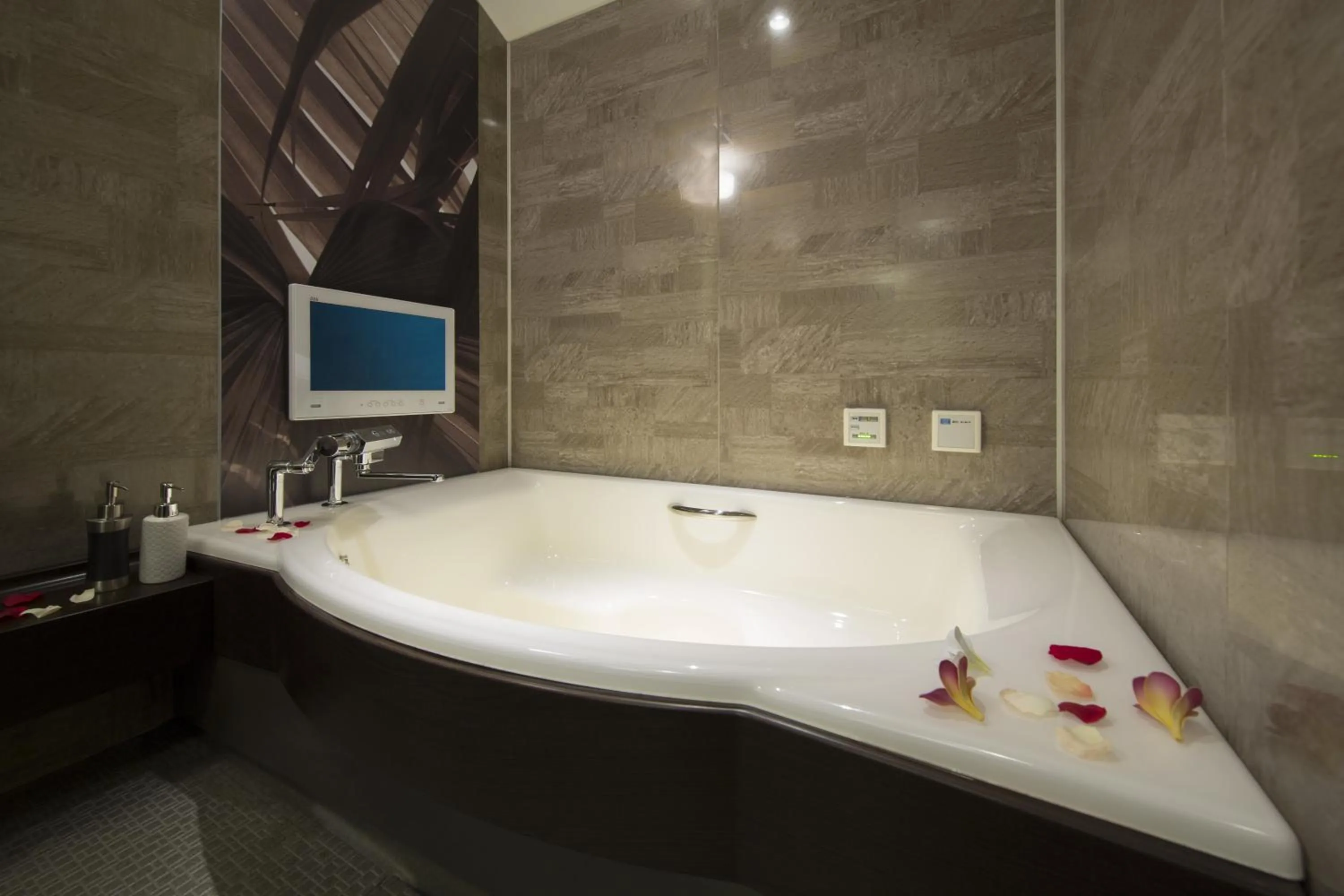 Bathroom in Hotel In The Green (Adult Only)