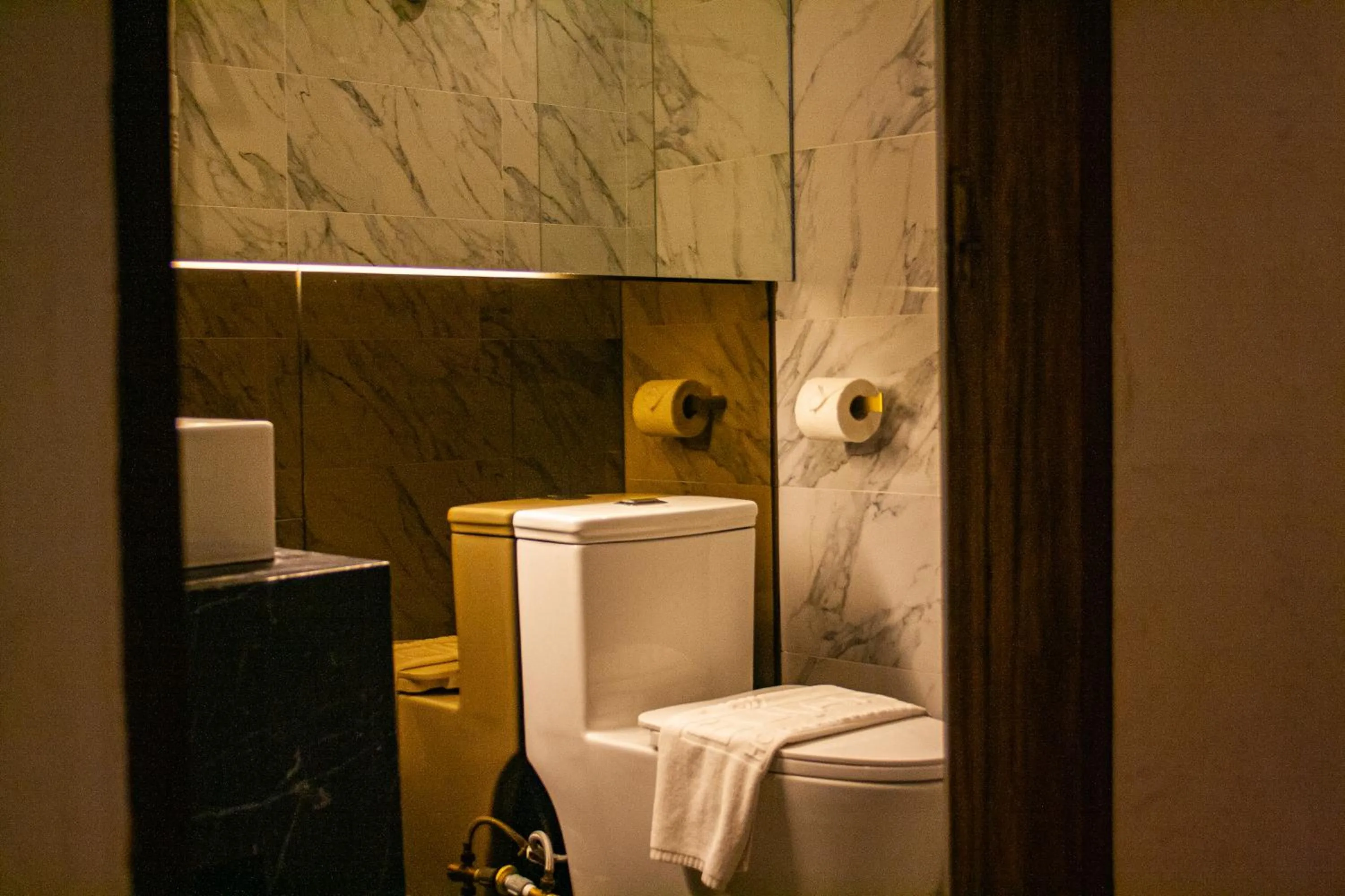 Bathroom in Elijah Hotel