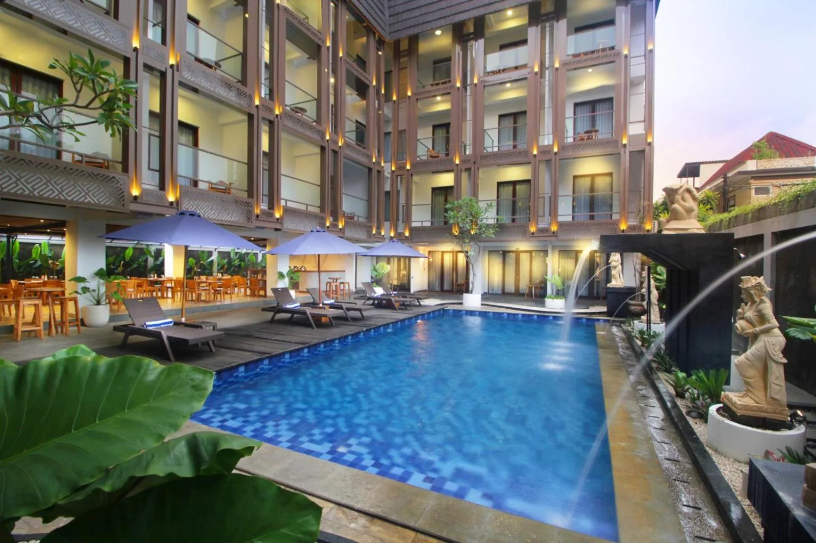 Swimming pool in Nadi Hotel Legian