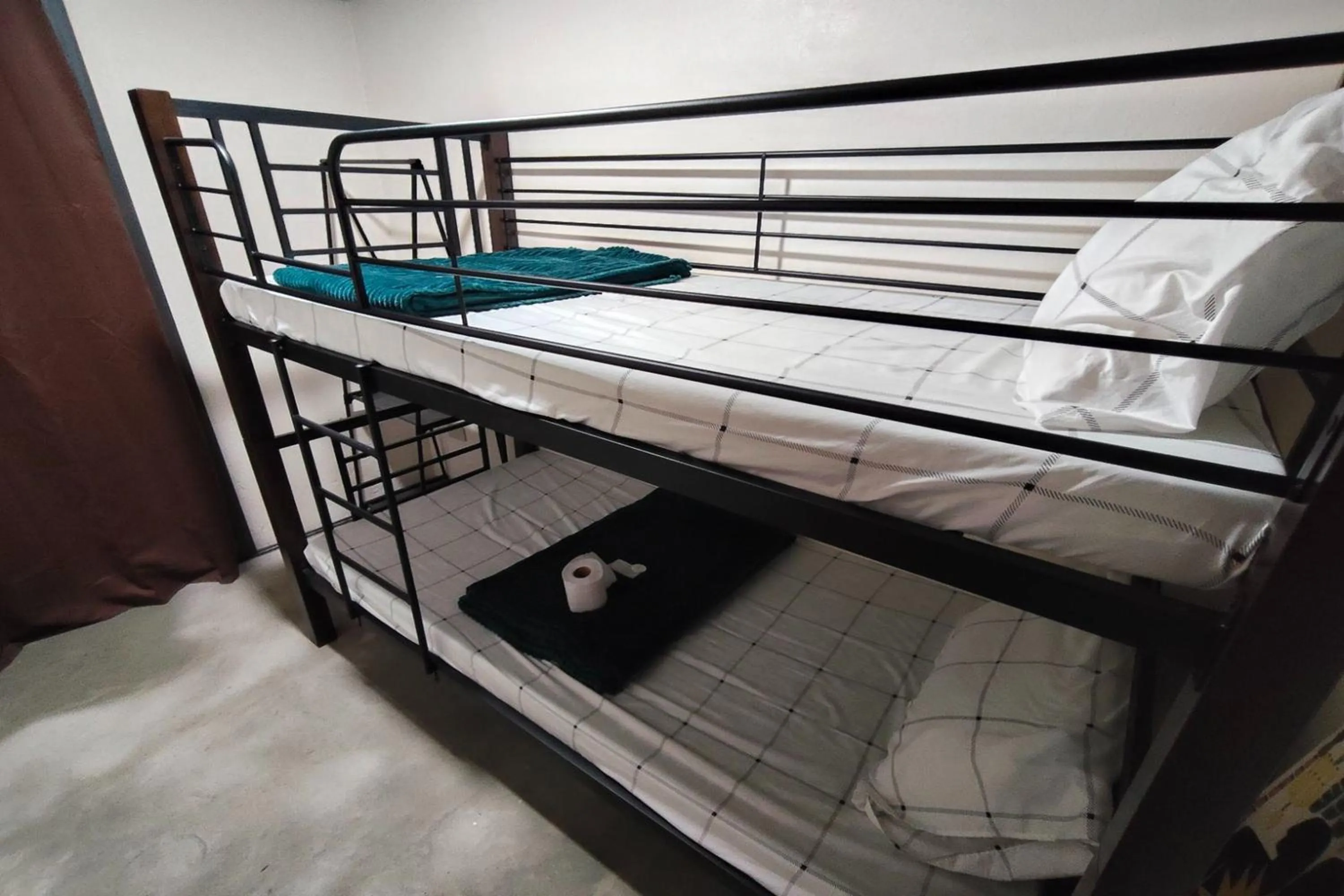 Bed in La Ud Lounge and Hostel