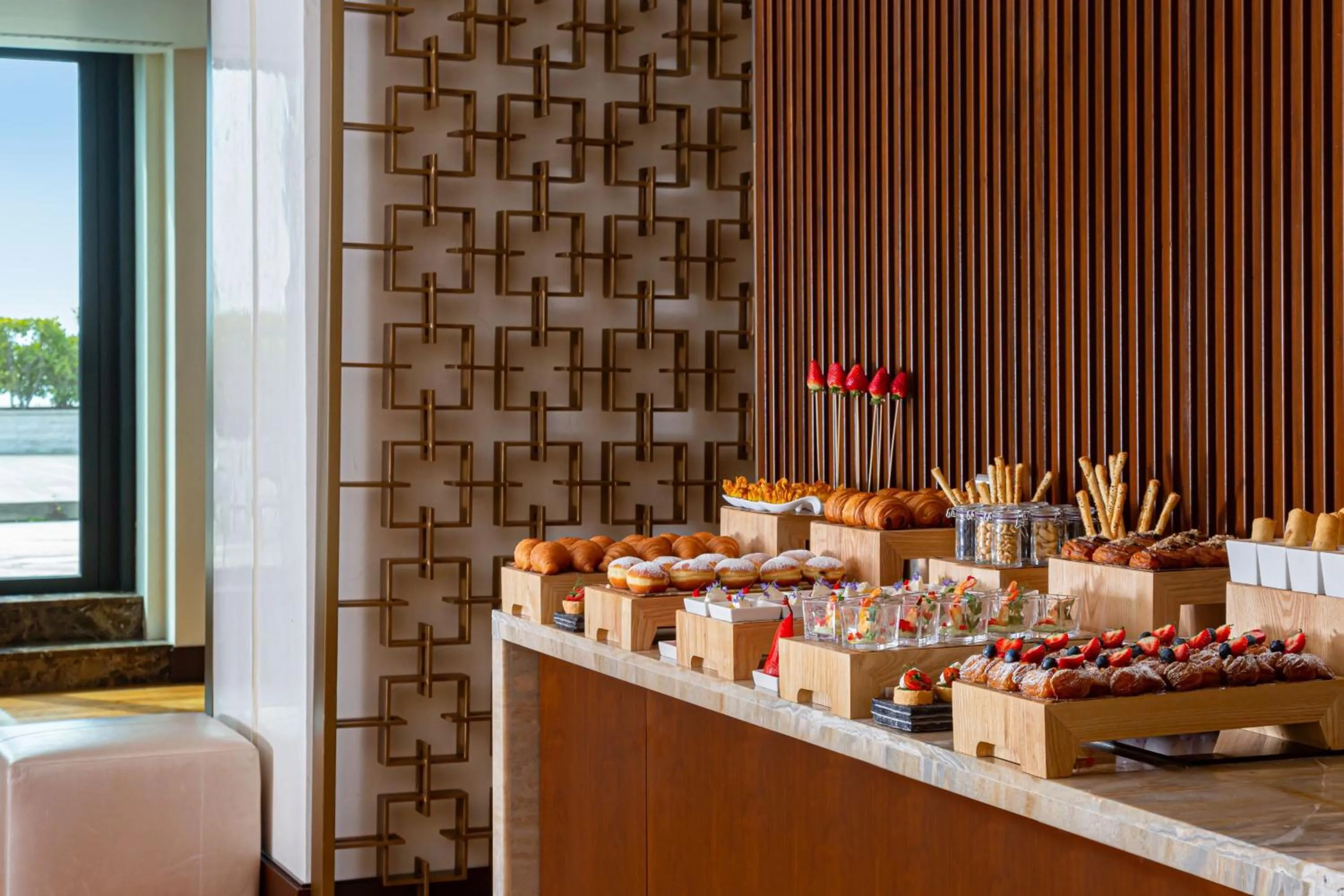 Meeting/conference room in Baku Marriott Hotel Boulevard