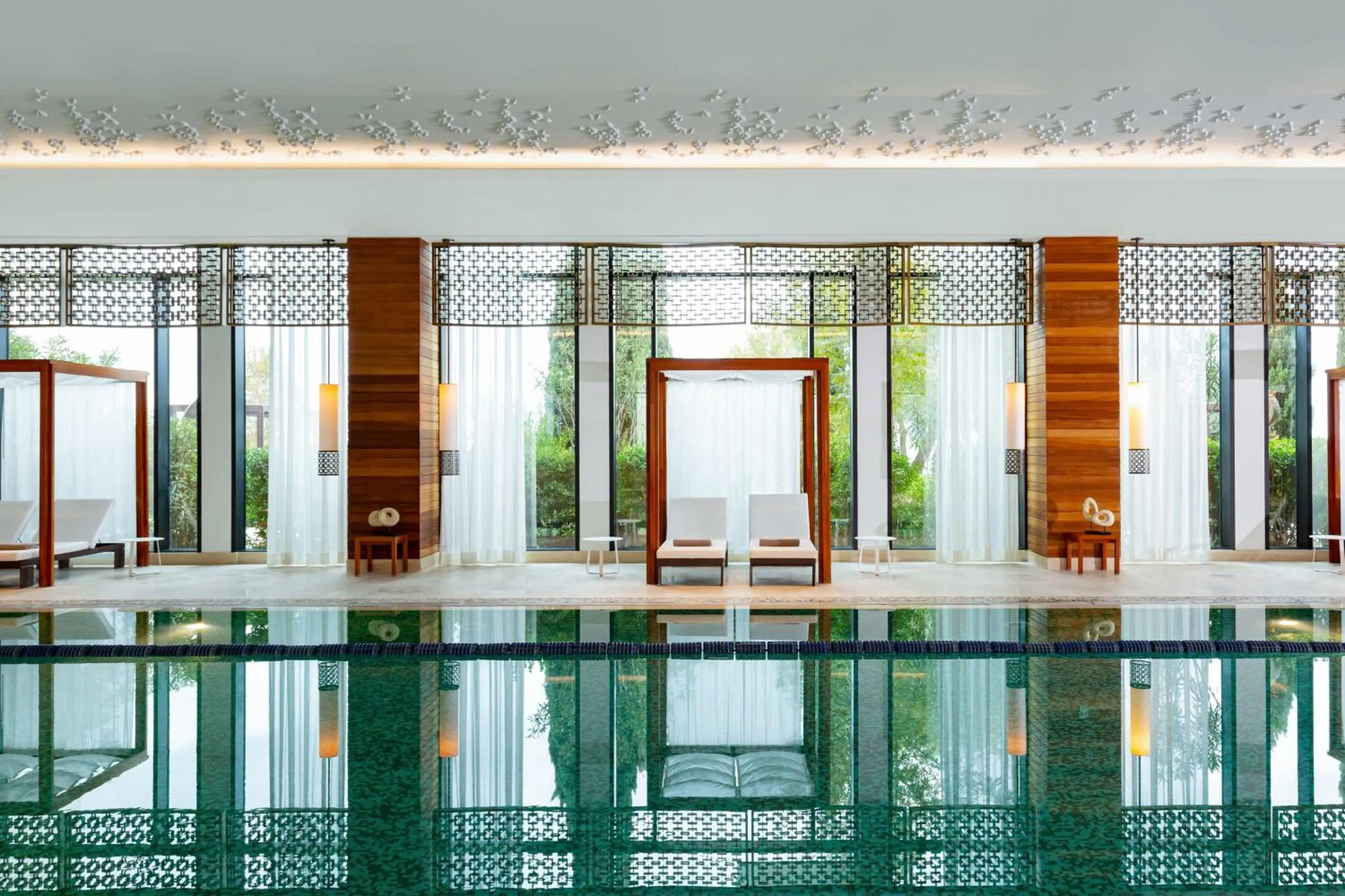 Swimming pool in Baku Marriott Hotel Boulevard