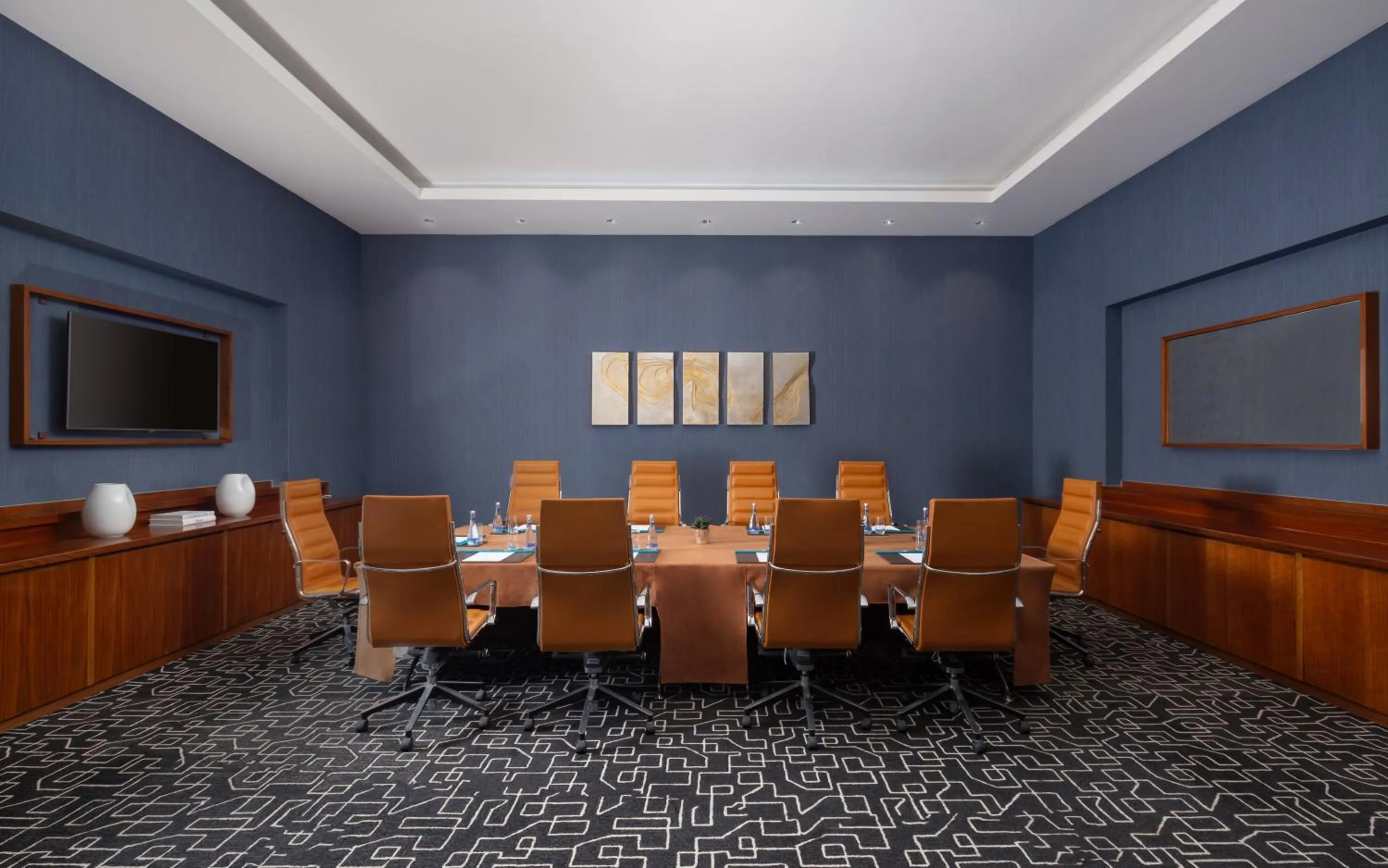 Meeting/conference room in Sheraton Baku Intourist