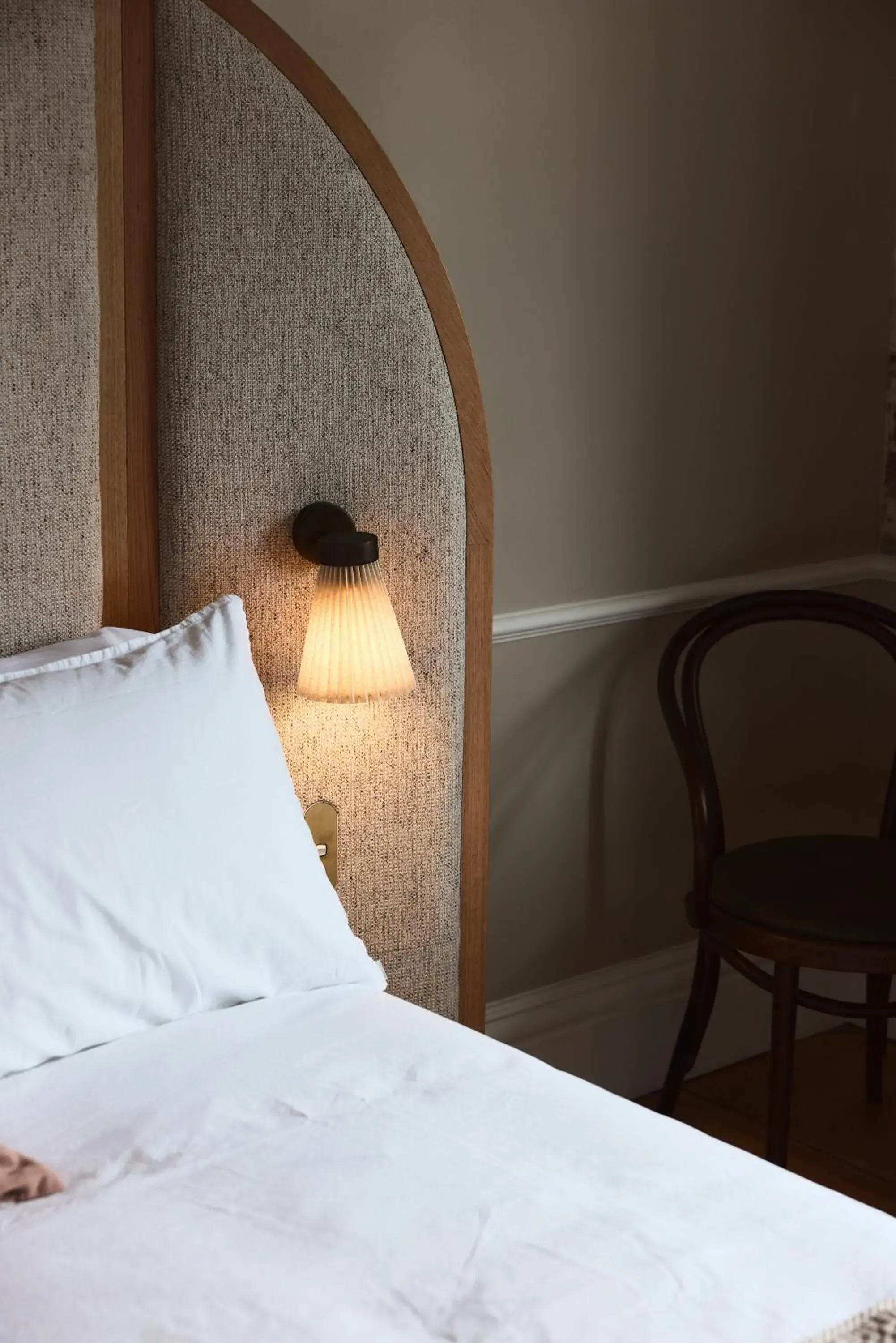 Queen Room in Empire Hotel Queen Room in Empire Hotel