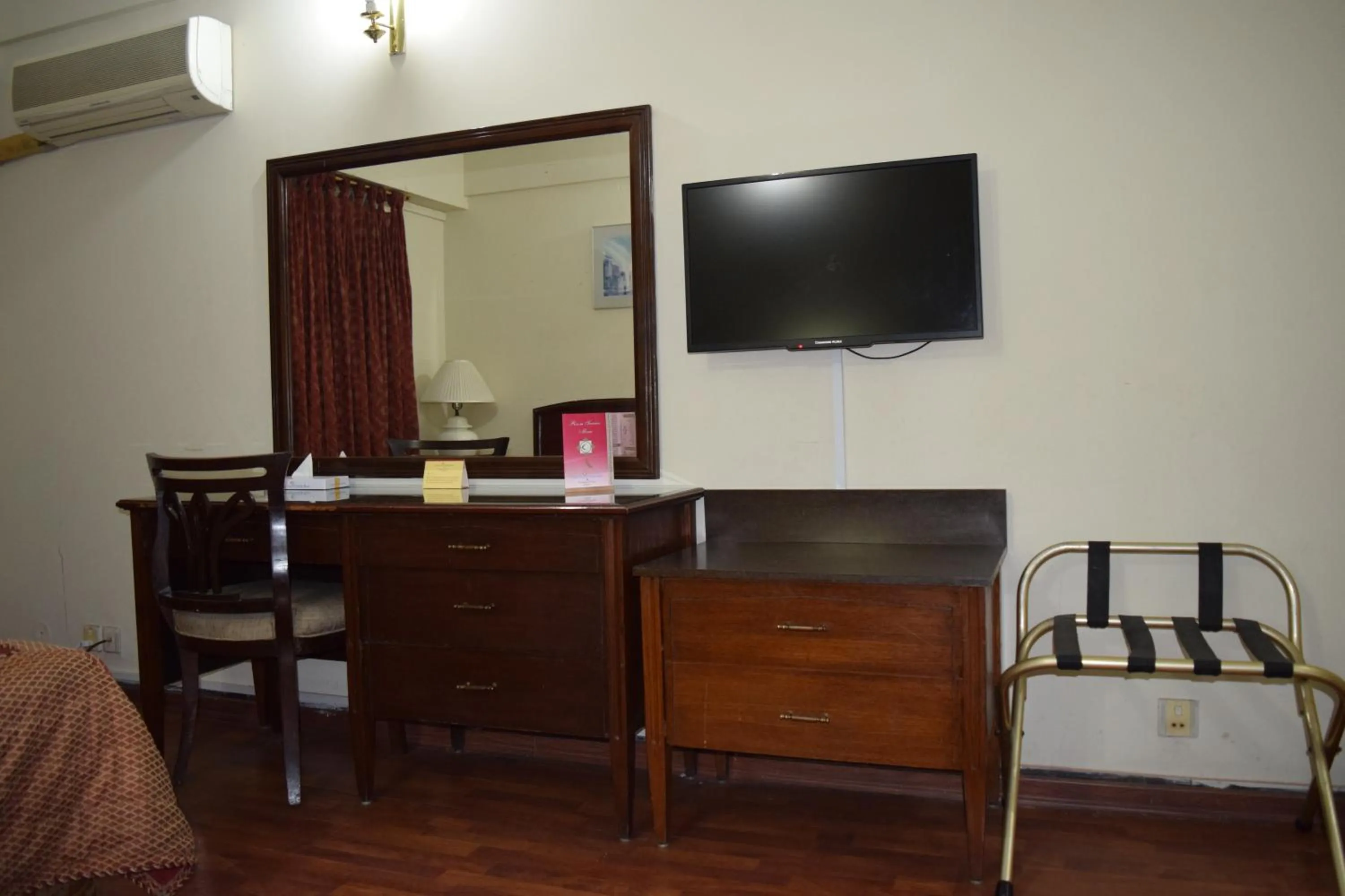 Decorative detail in Carlton Tower Hotel Lahore