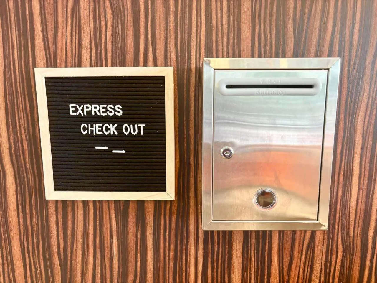 Lobby or reception in Signature Hotel by Easy Nap