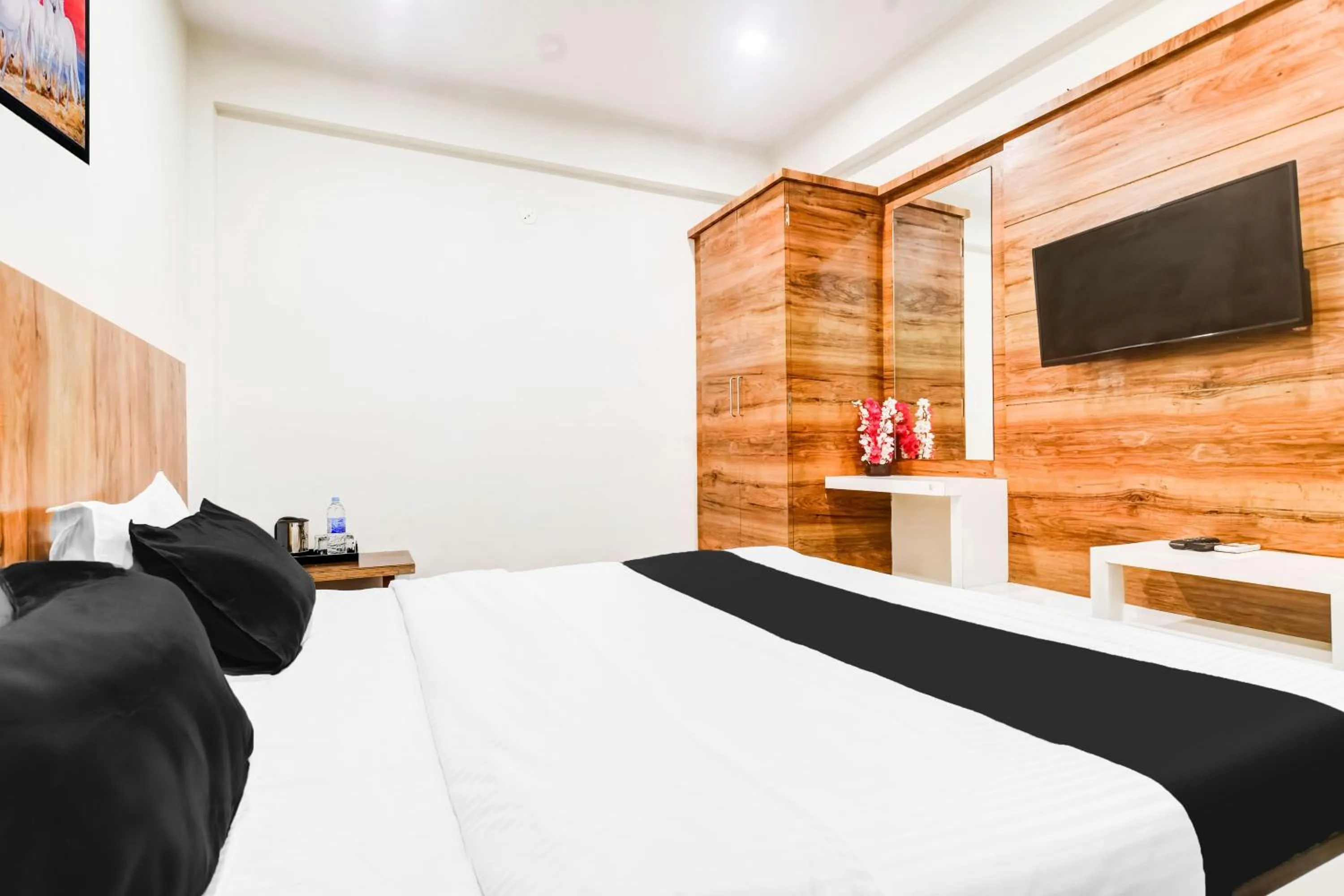 Bedroom, Bed in Hotel O Jawahar Marg Formerly Hotel Virat