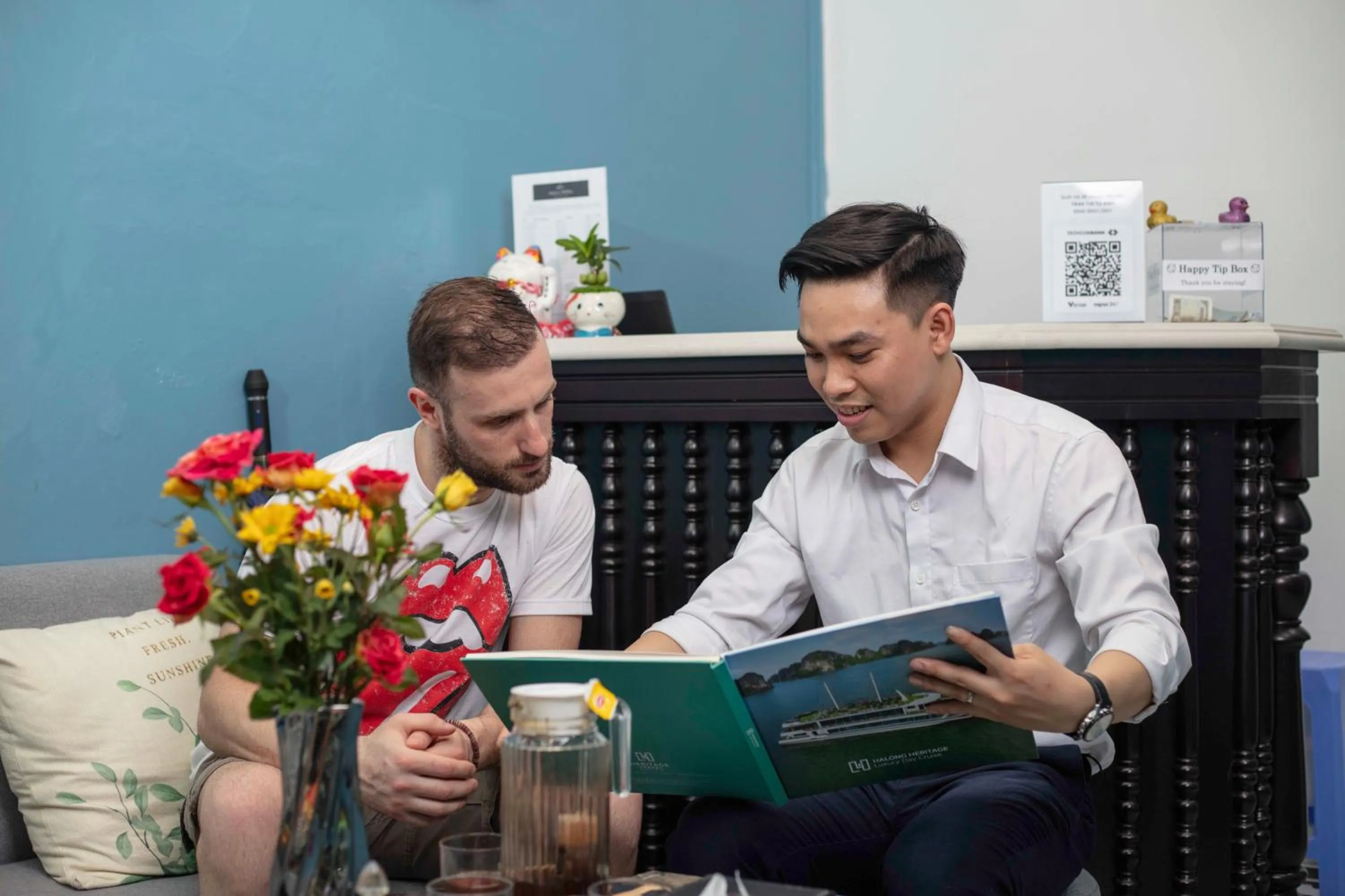 Lobby or reception in Infinity HaNoi Hotel & Travel