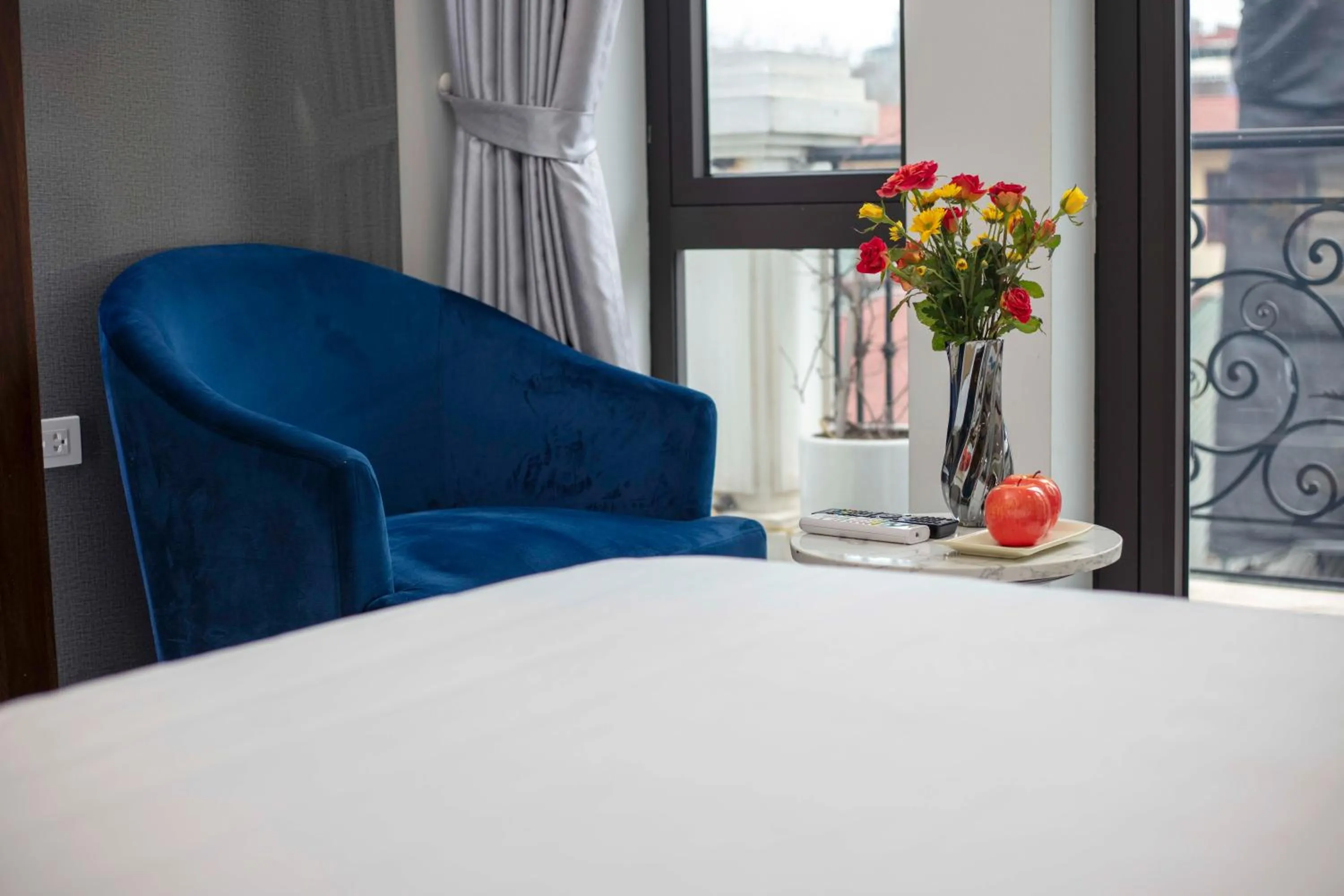 Bedroom, Bed in Infinity HaNoi Hotel & Travel