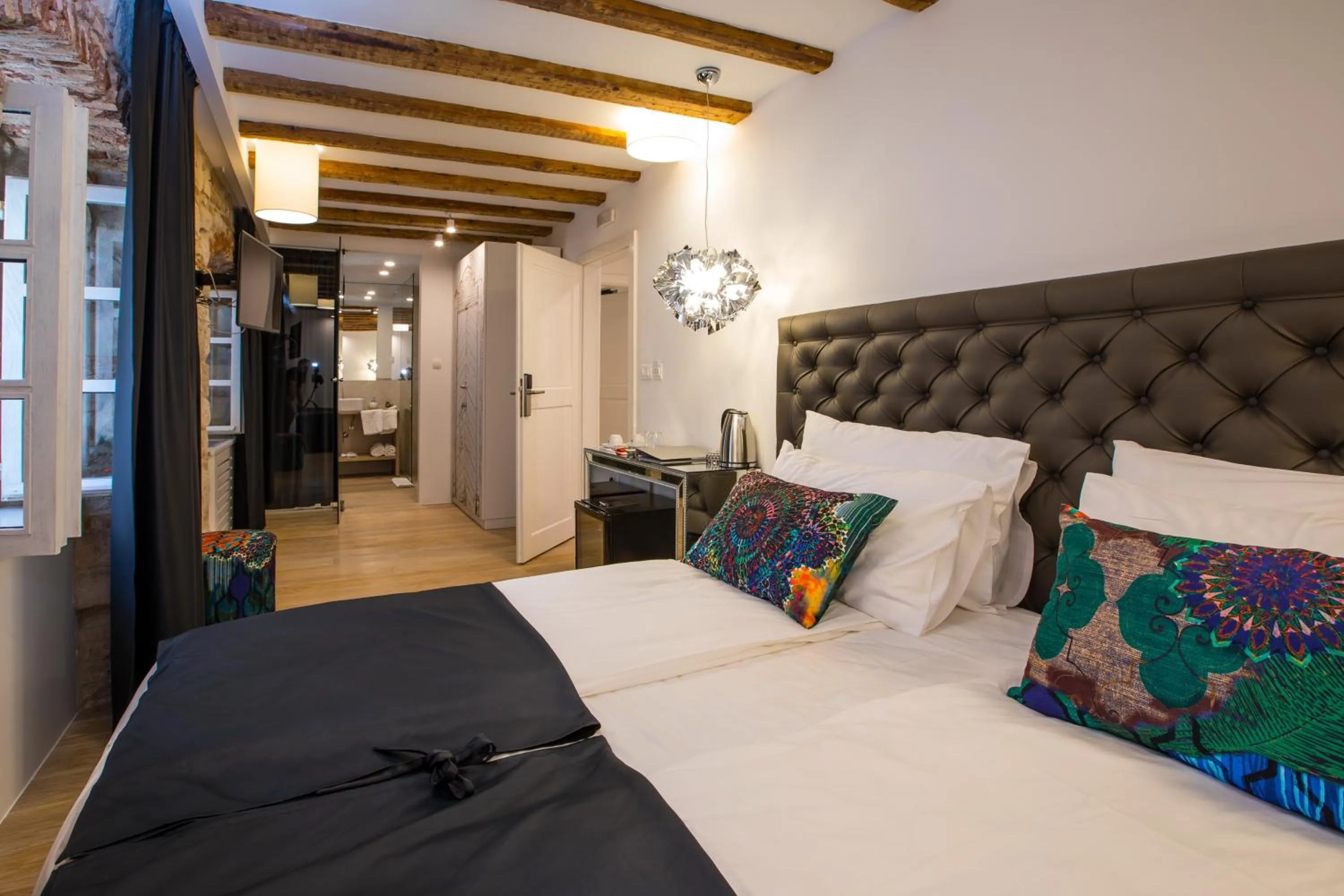 The Code Luxury Rooms