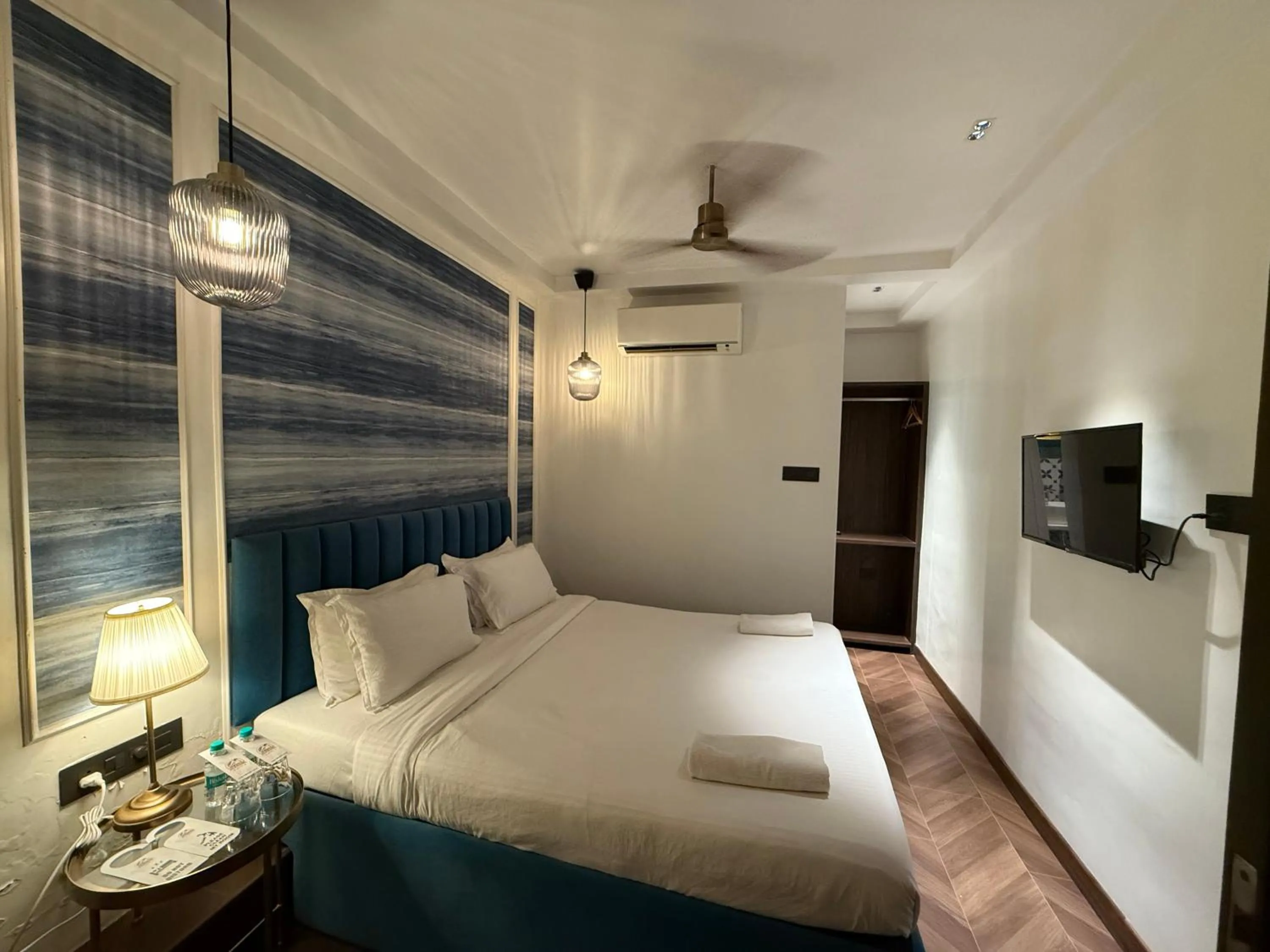 Palm Breeze Hotel - Colaba