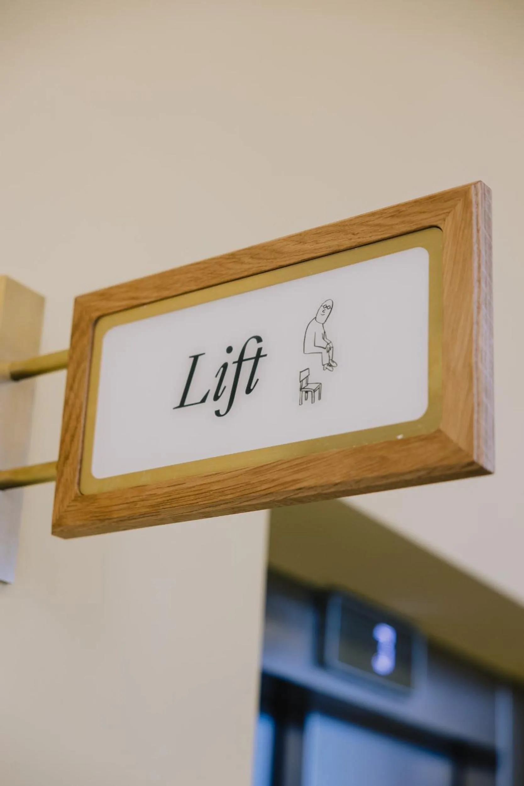 elevator in Wilde Vienna Fleischmarkt