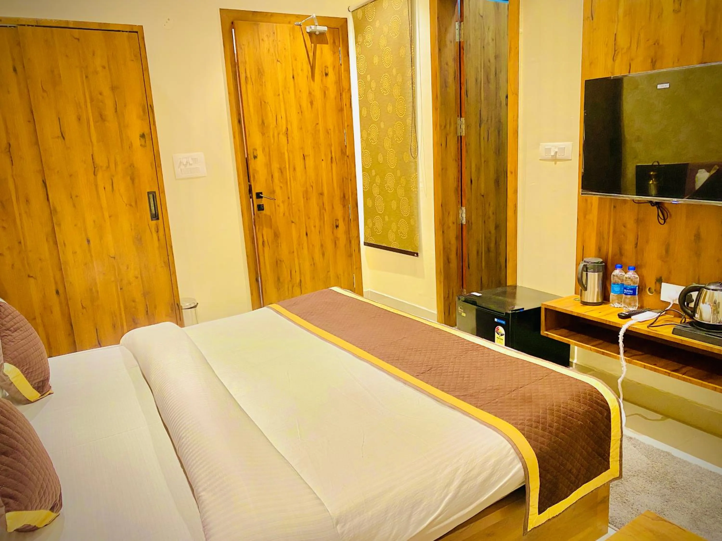 Hotel Tulsi Grand inn