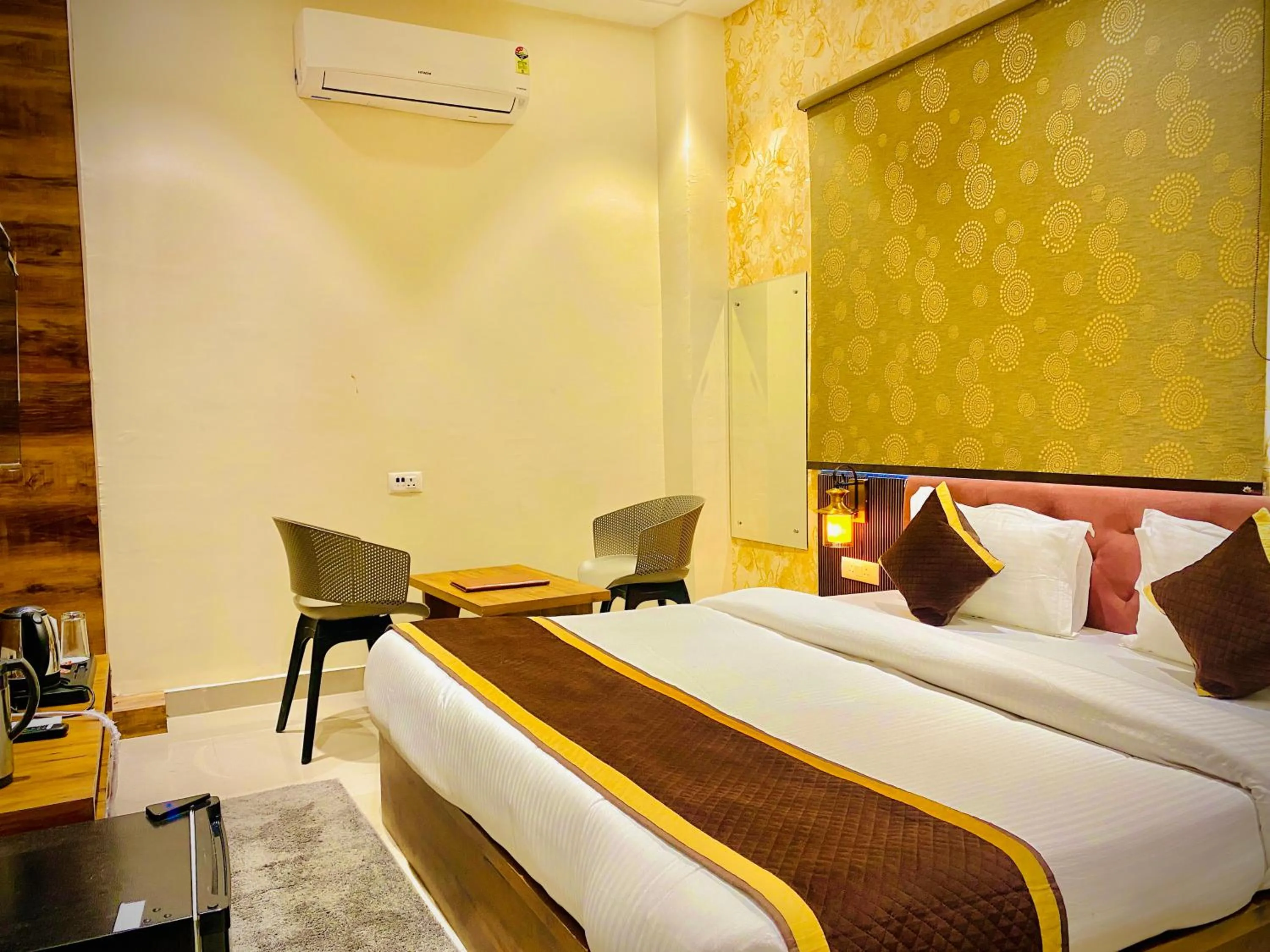 Hotel Tulsi Grand inn