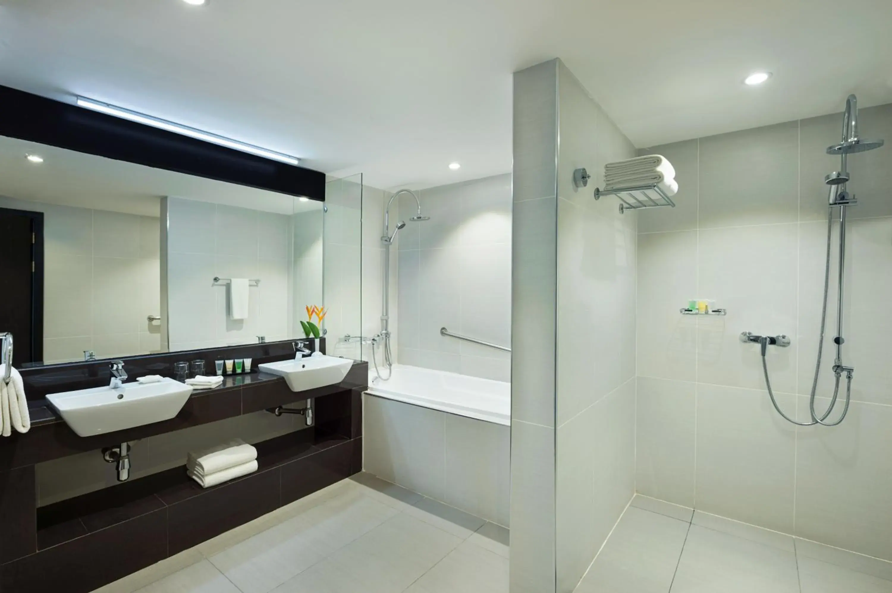 Penthouse Suite King, Non-Smoking - single occupancy - Ocean View in Ramada Resort By Wyndham Dar es Salaam Penthouse Suite King, Non-Smoking - single occupancy - Ocean View in Ramada Resort By Wyndham Dar es Salaam