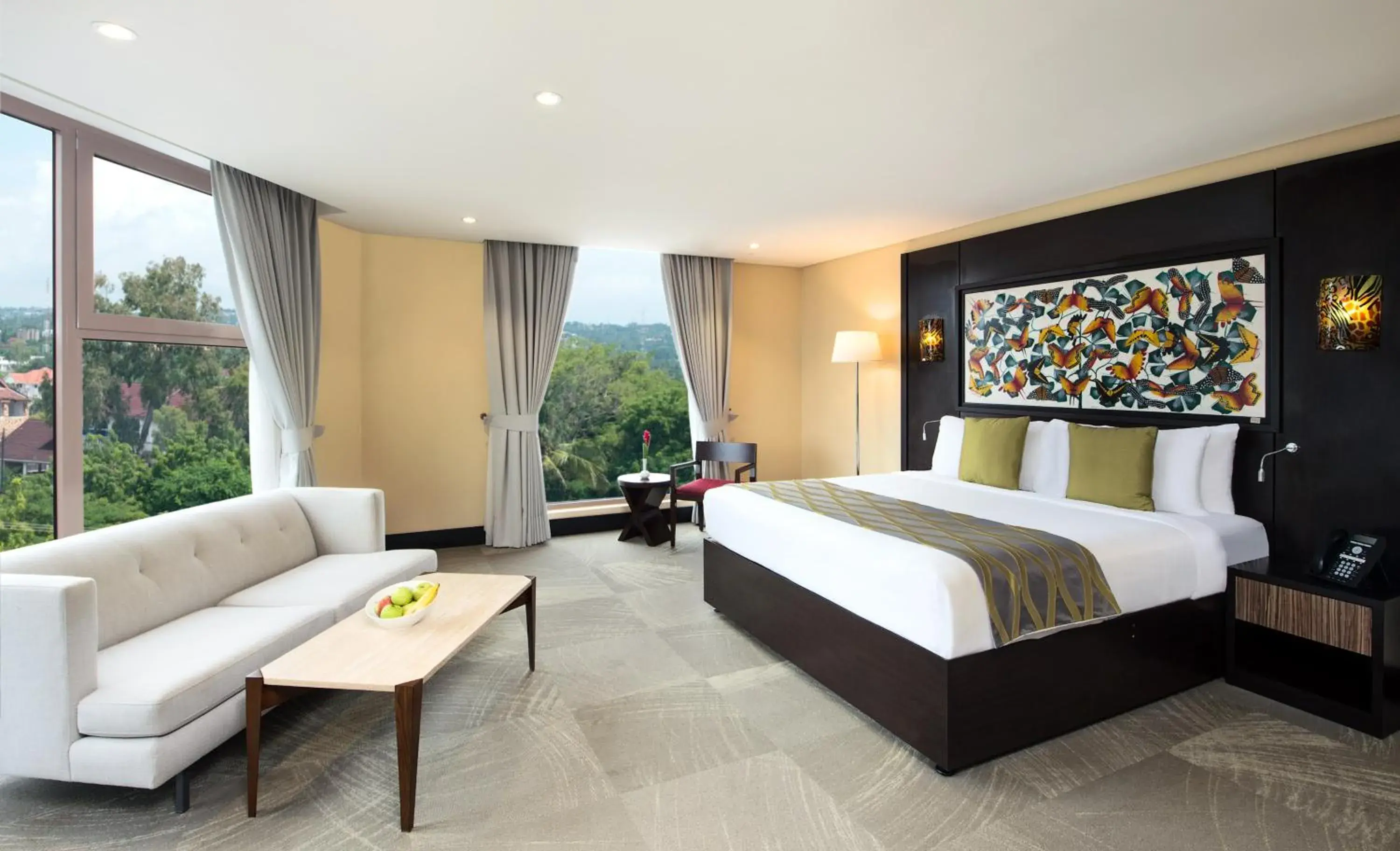 Junior Suite King, Non-Smoking - single occupancy - Courtyard View in Ramada Resort By Wyndham Dar es Salaam Junior Suite King, Non-Smoking - single occupancy - Courtyard View in Ramada Resort By Wyndham Dar es Salaam