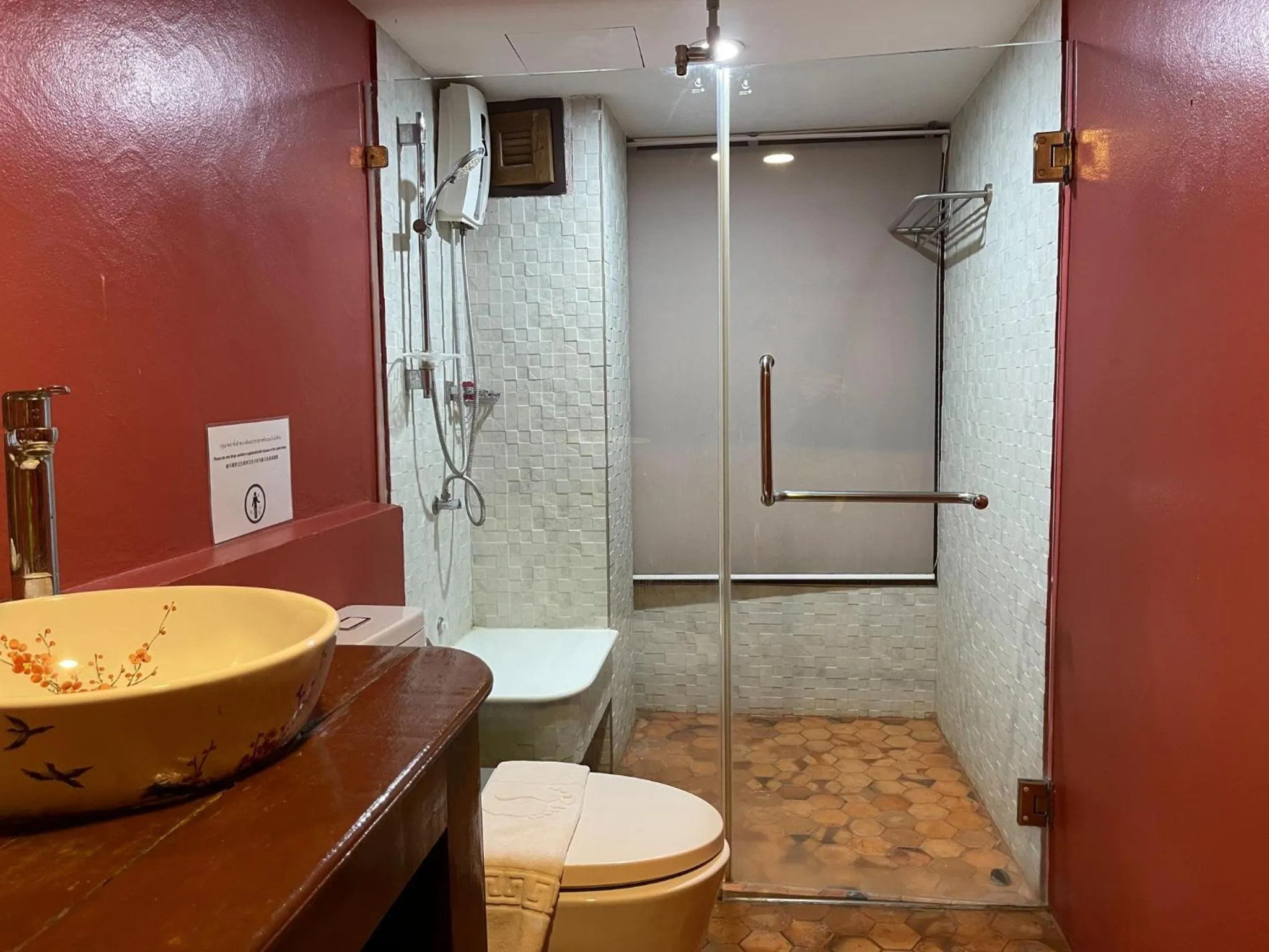 Shower in The Guest Arak Boutique Hotel