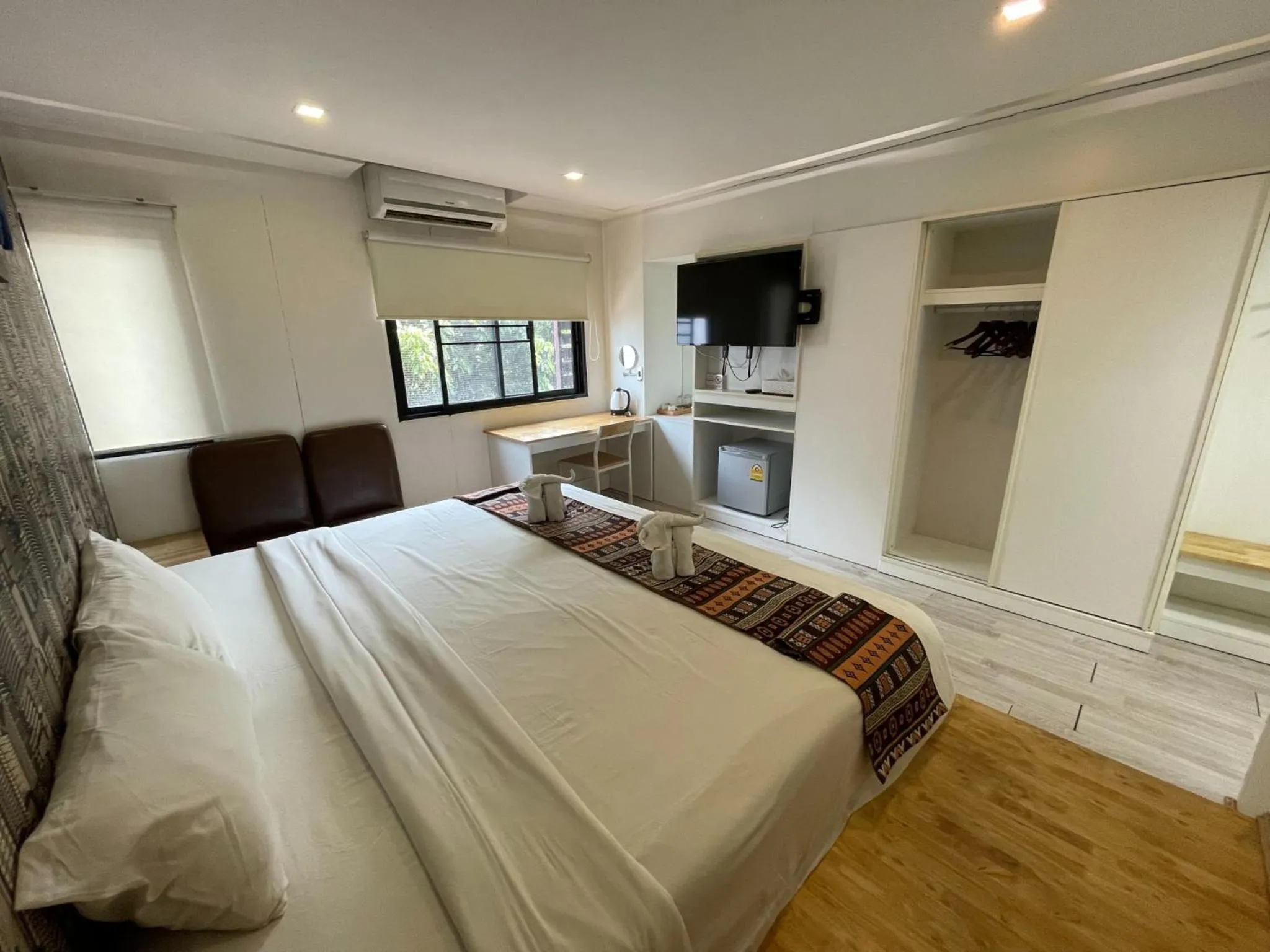 Bed in The Guest Arak Boutique Hotel