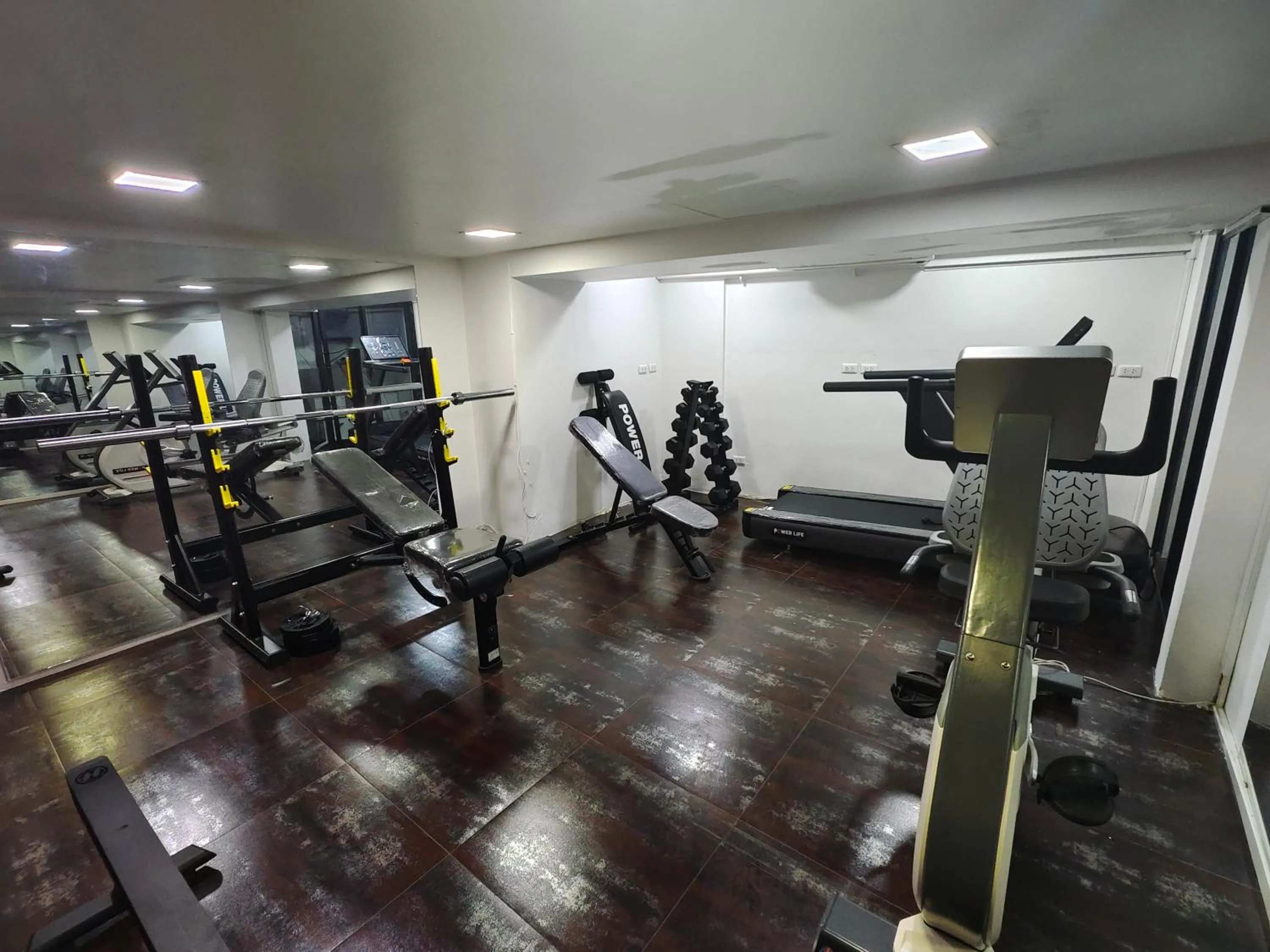 Fitness centre/facilities in The Guest Arak Boutique Hotel