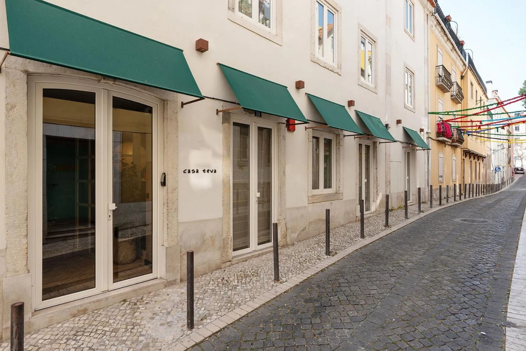 Property building in Casa Teva Lisboa Boutique Hotel by chic&basic