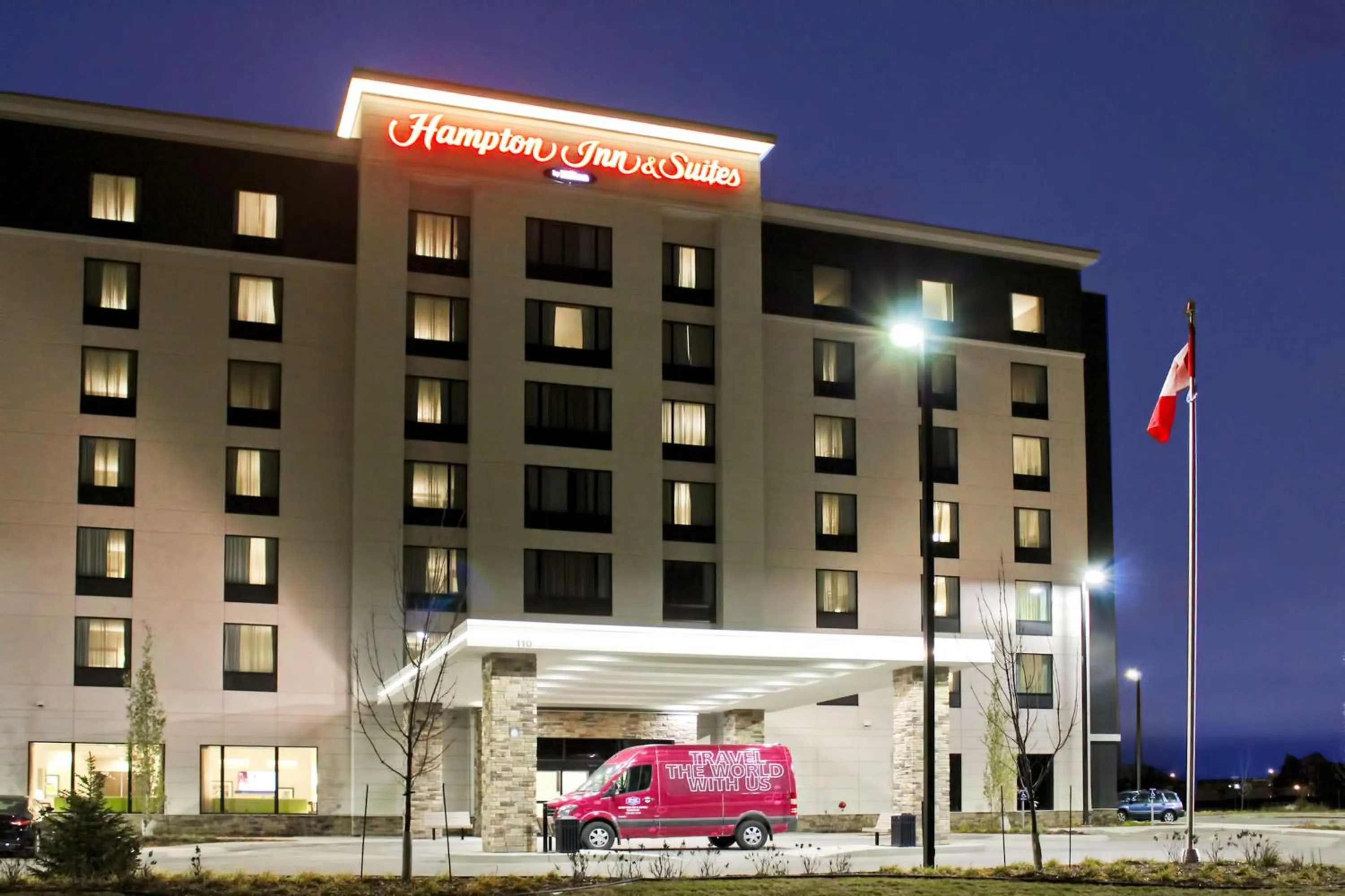 Property building in Hampton Inn & Suites by Hilton Saskatoon Airport