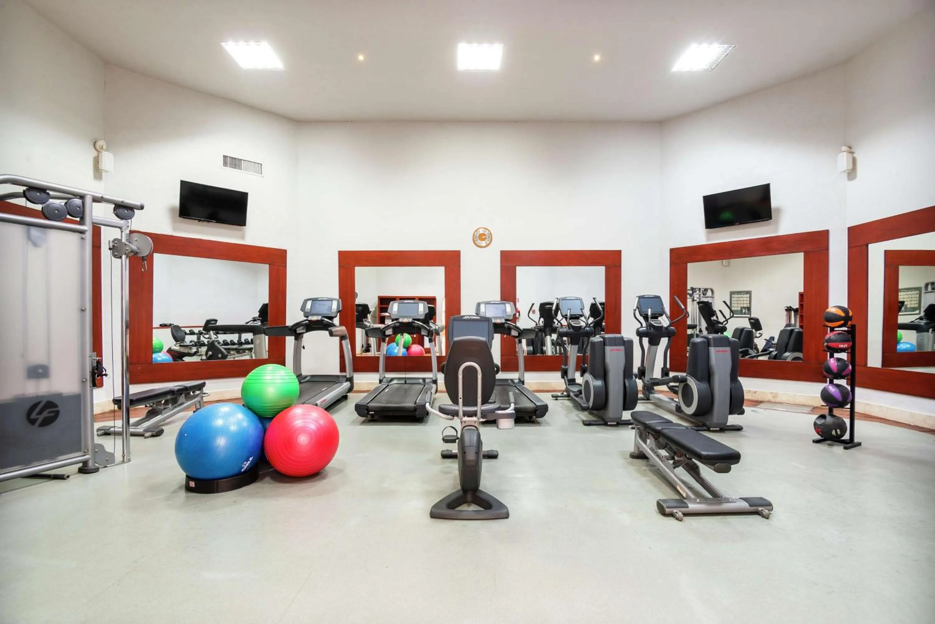 Fitness centre/facilities in Hilton San Luis Potosi