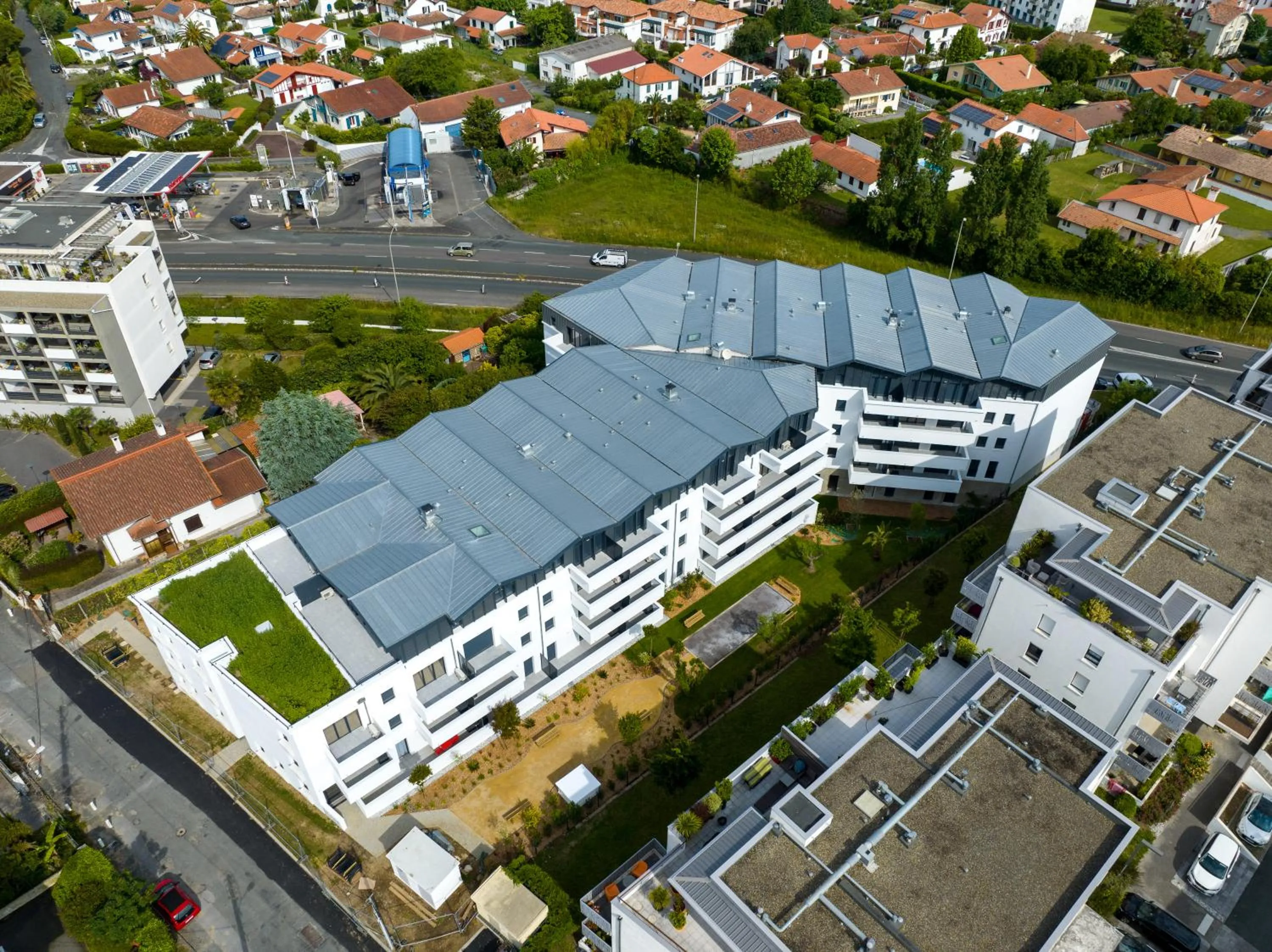 Property building in Zenao Appart'hotels Anglet
